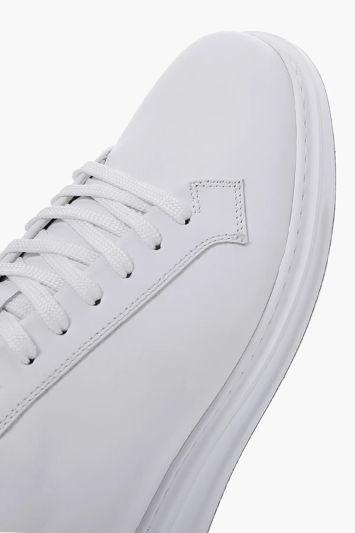 Erkek Beyaz Bağcıklı Deri Sneaker - Image 9