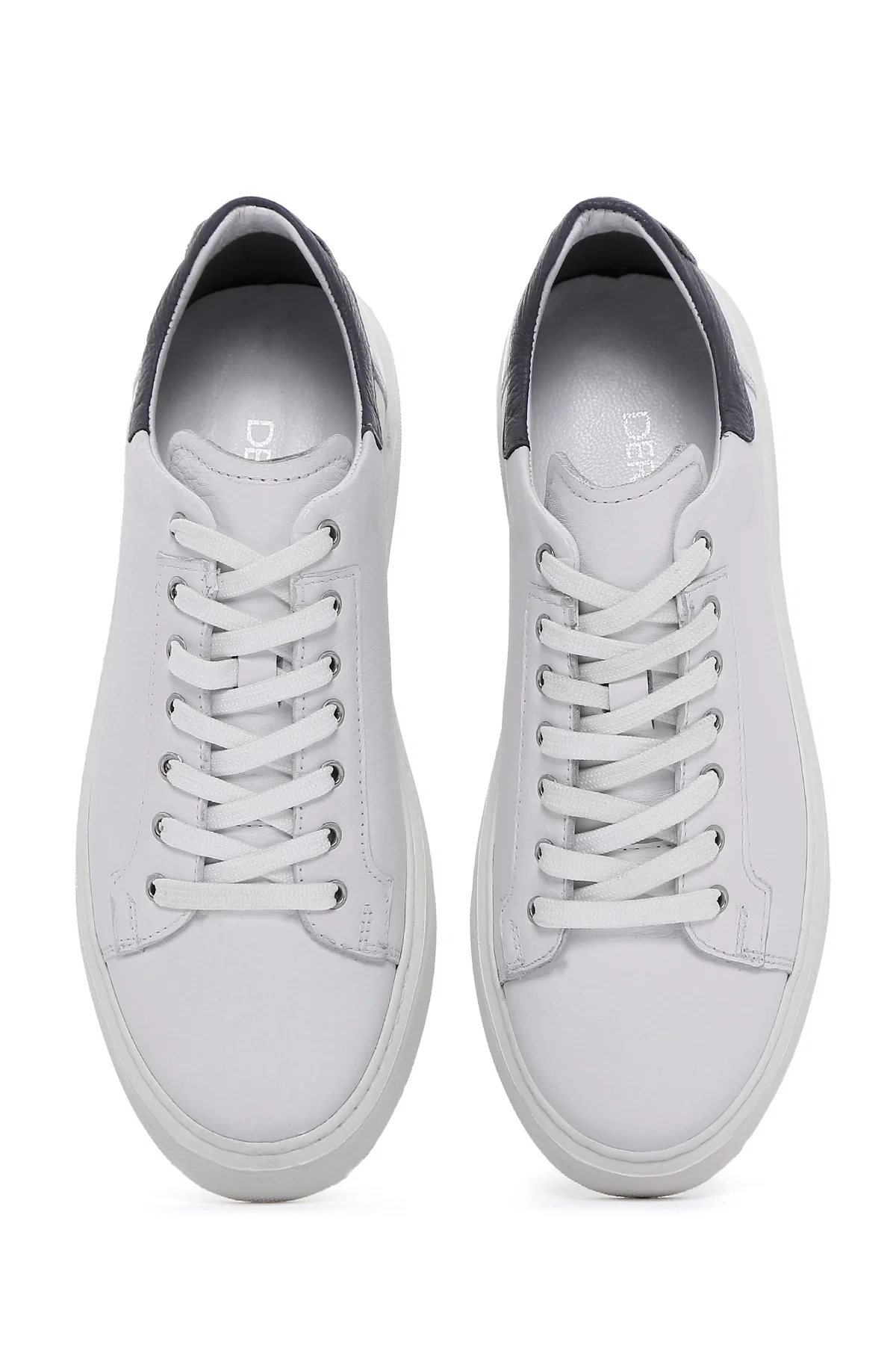 Erkek Beyaz Bağcıklı Deri Sneaker - Image 6