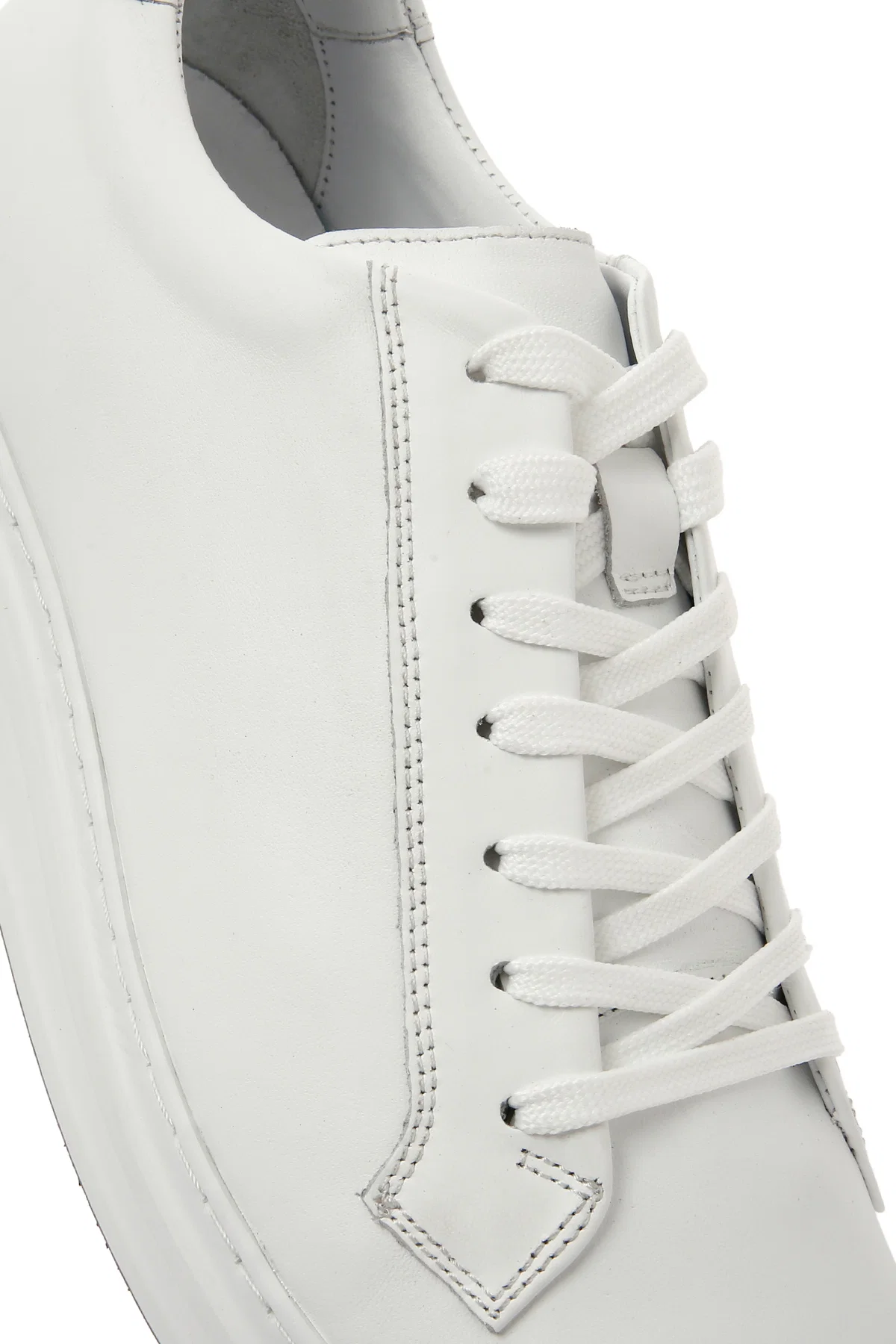 Erkek Beyaz Bağcıklı Deri Sneaker - Image 9