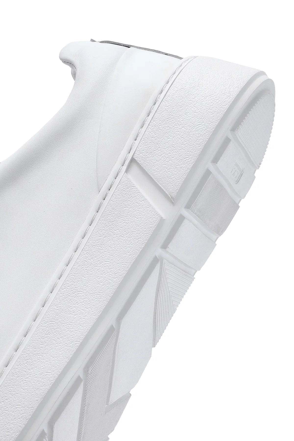 Erkek Beyaz Bağcıklı Deri Sneaker - Image 8