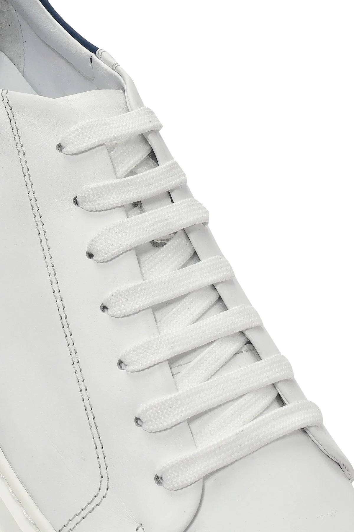Erkek Beyaz Bağcıklı Deri Sneaker - Image 8