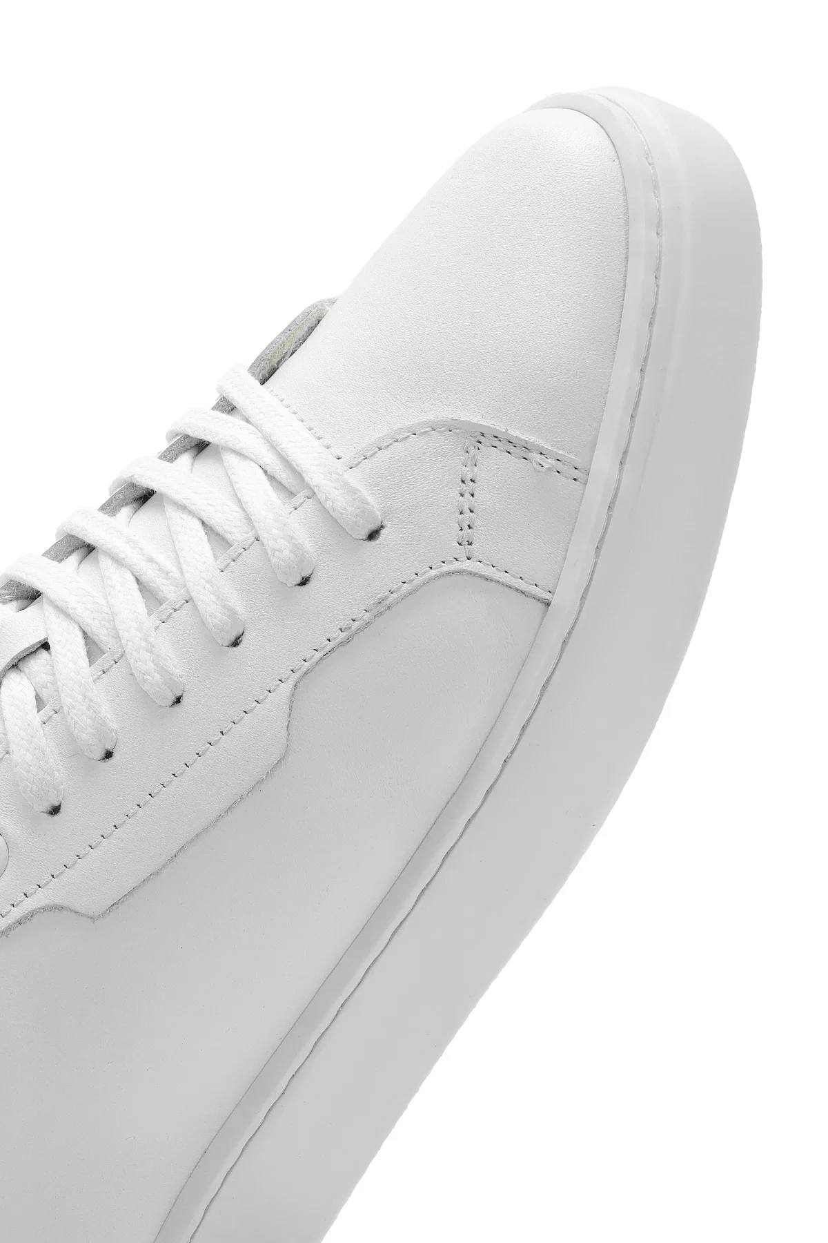 Erkek Beyaz Bağcıklı Deri Sneaker - Image 10