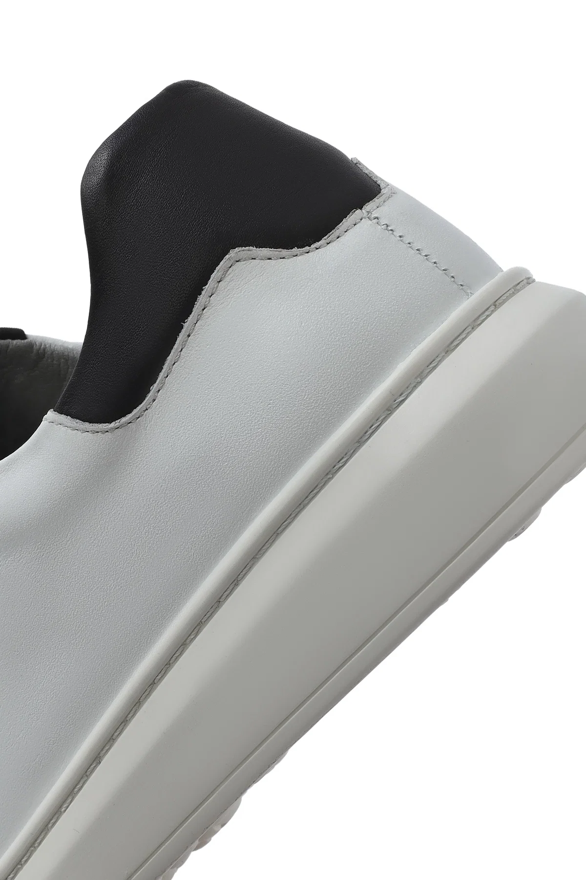 Erkek Beyaz Bağcıklı Deri Sneaker - Image 8