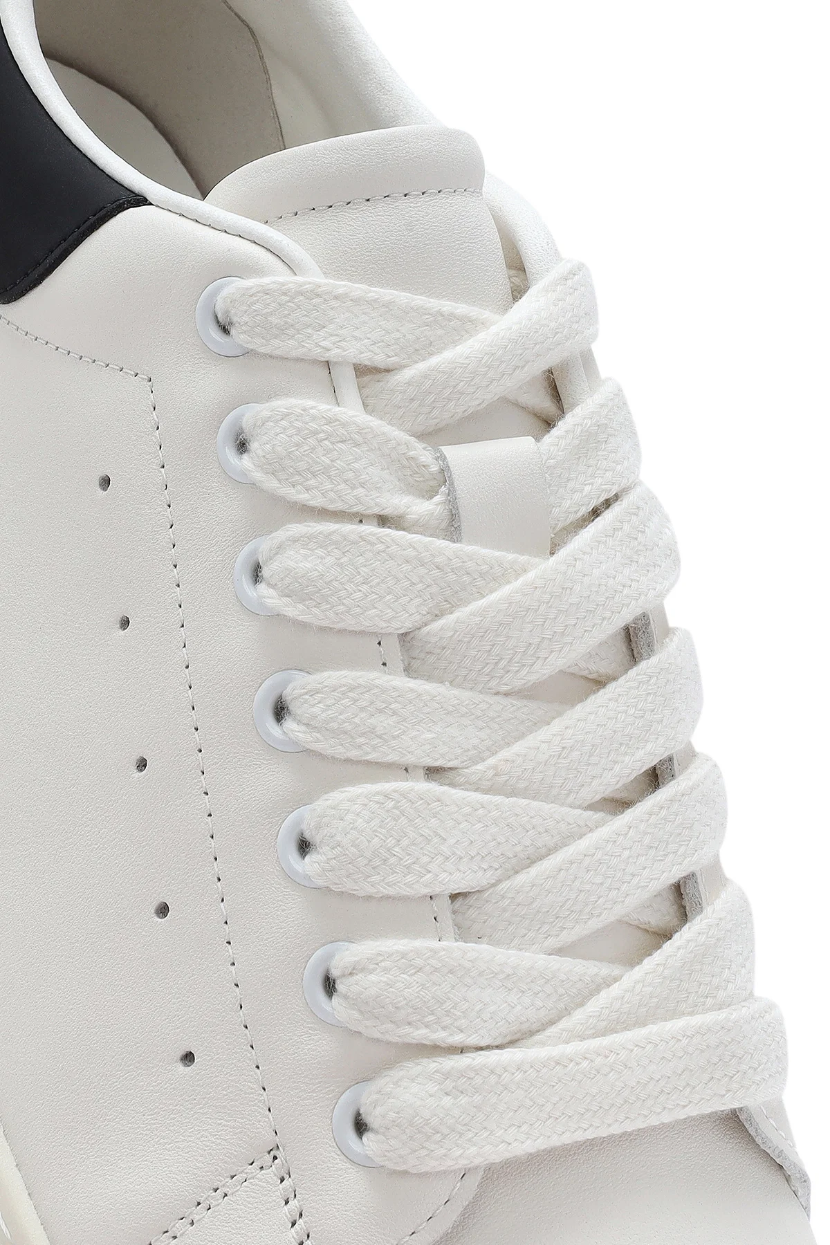 Erkek Beyaz Bağcıklı Deri Sneaker - Image 8