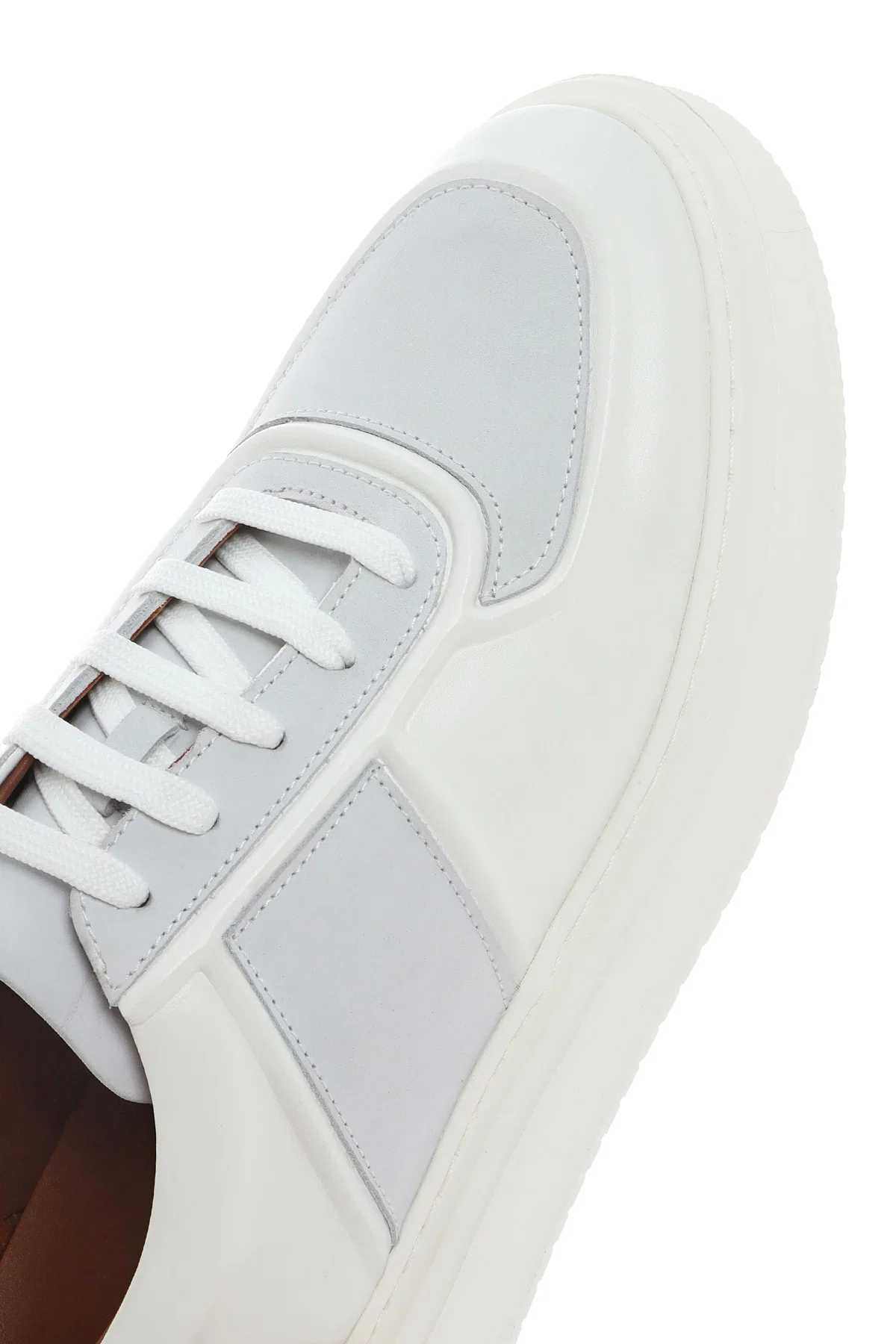 Erkek Beyaz Bağcıklı Deri Sneaker - Image 10