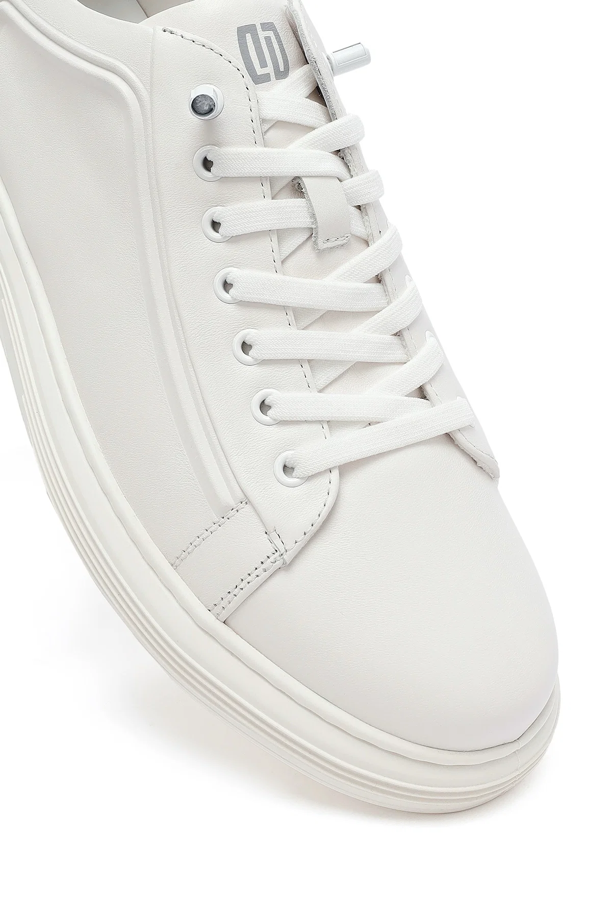 Erkek Beyaz Bağcıklı Deri Sneaker - Image 11