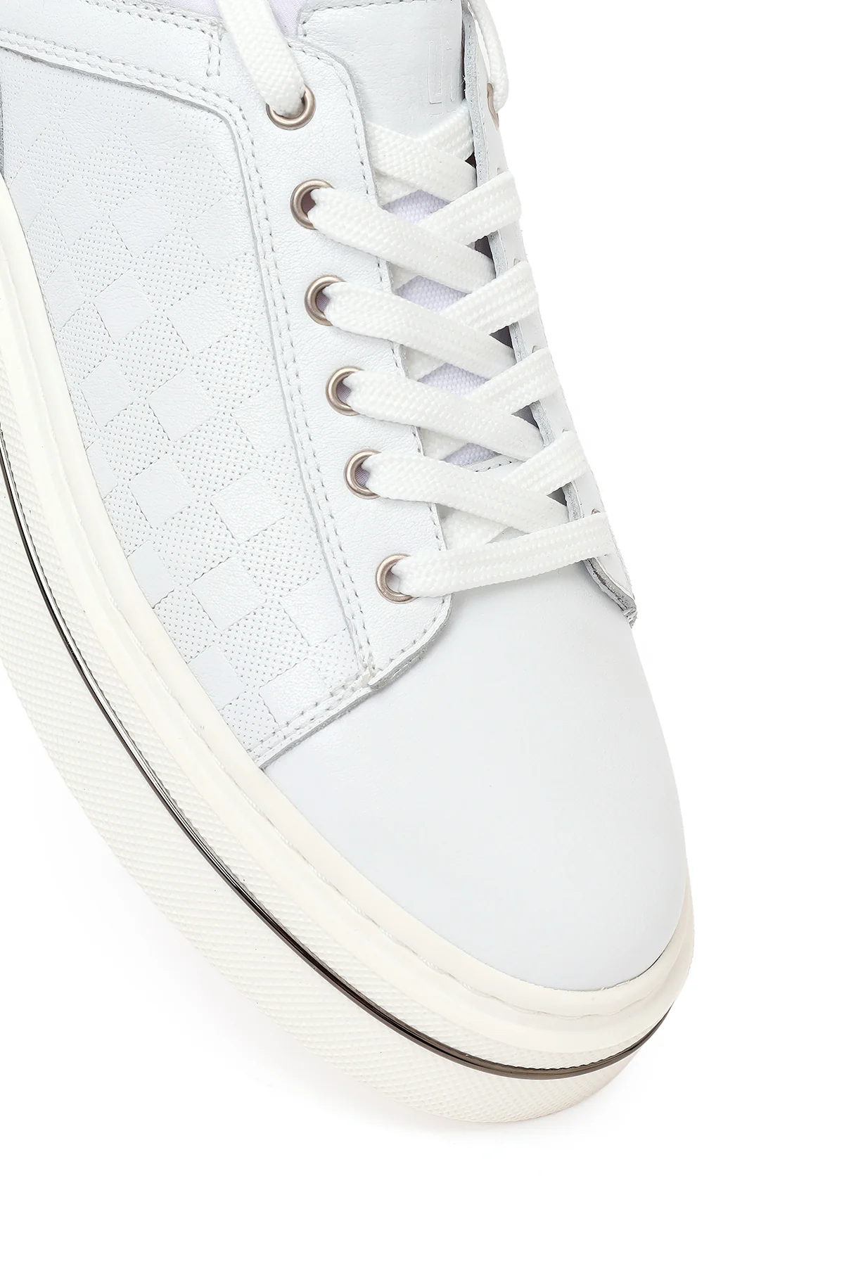 Erkek Beyaz Bağcıklı Deri Sneaker - Image 9