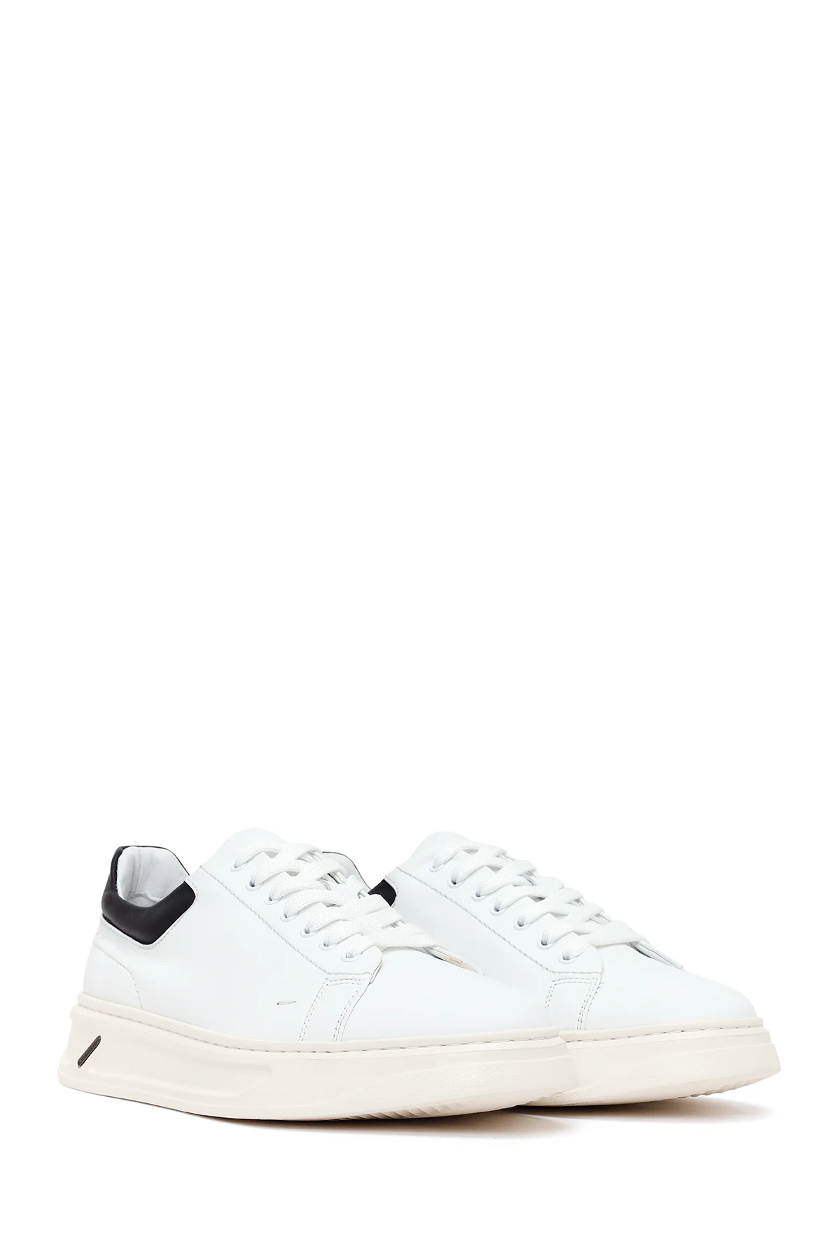 Erkek Beyaz Bağcıklı Kalın Deri Sneaker - Image 2