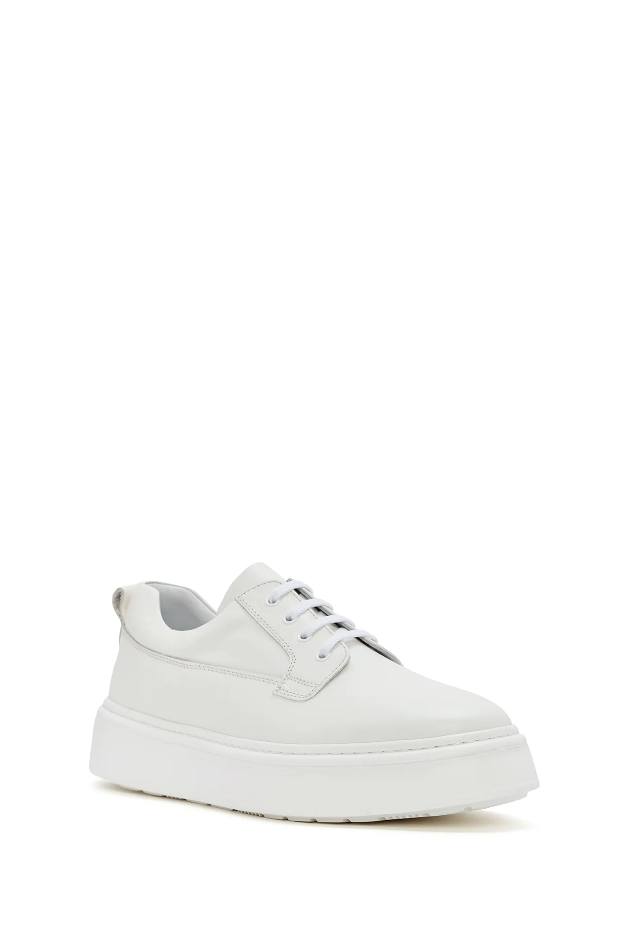 Erkek Beyaz Bağcıklı Kalın Tabanlı Deri Sneaker - Image 6