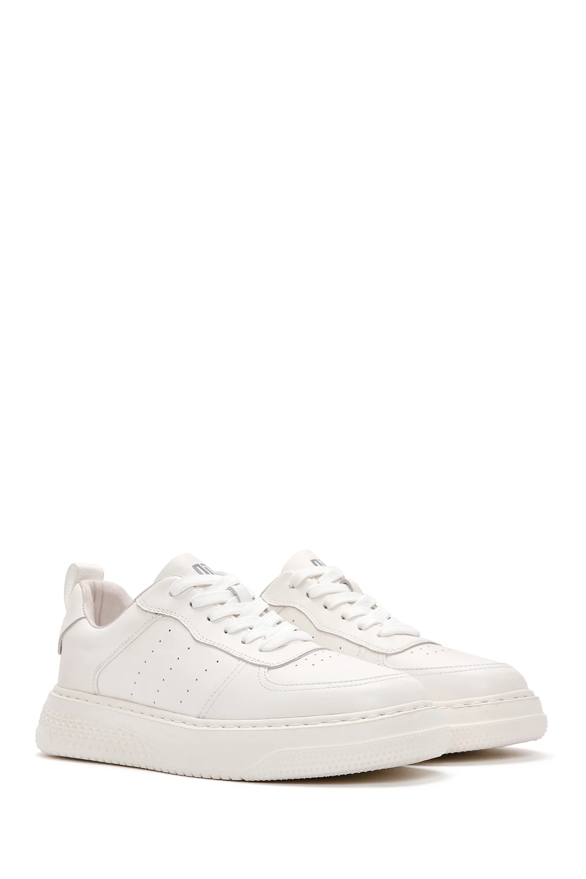 Erkek Beyaz Bağcıklı Kalın Tabanlı Deri Sneaker - Image 3