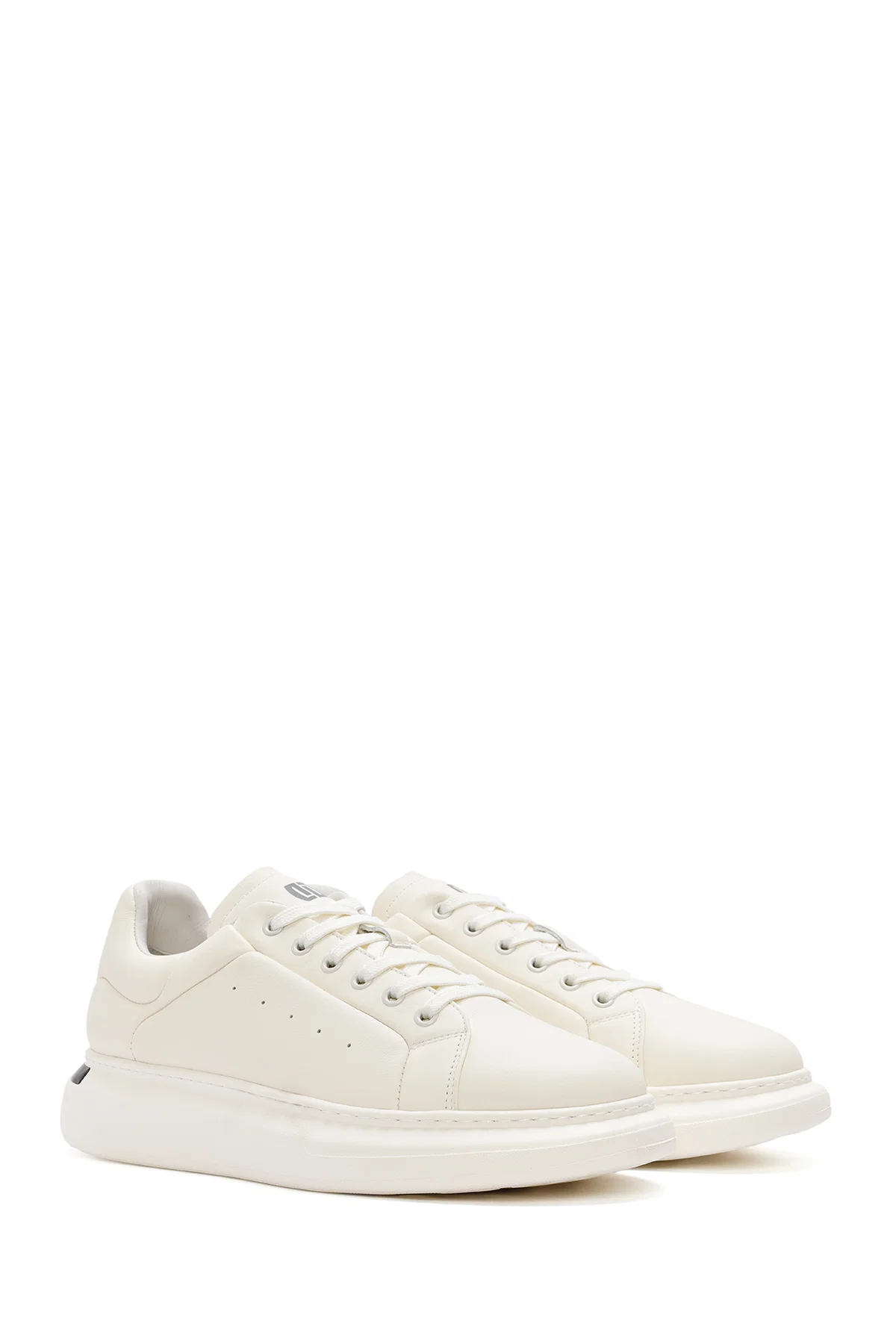 Erkek Beyaz Bağcıklı Kalın Tabanlı Deri Sneaker - Image 3