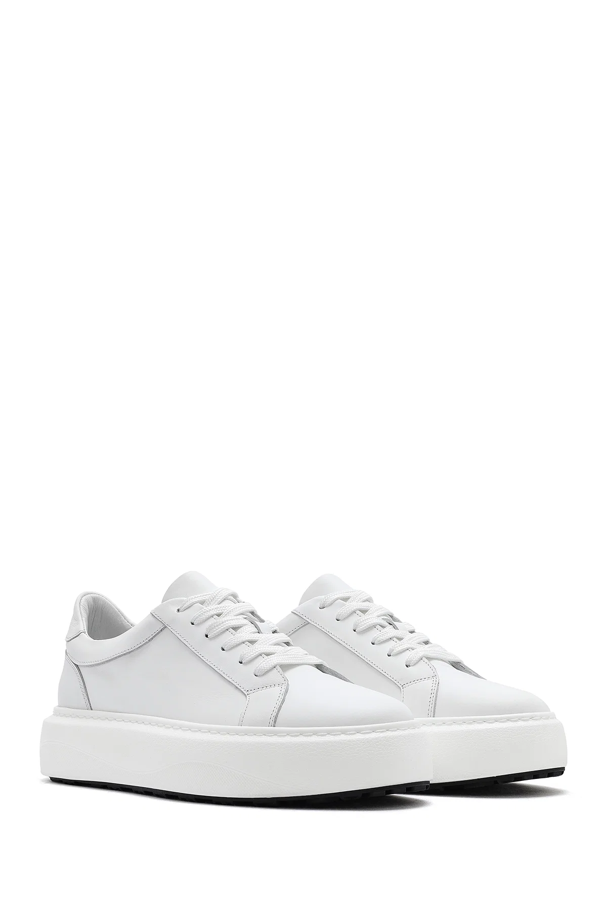 Erkek Beyaz Bağcıklı Kalın Tabanlı Deri Sneaker - Image 3
