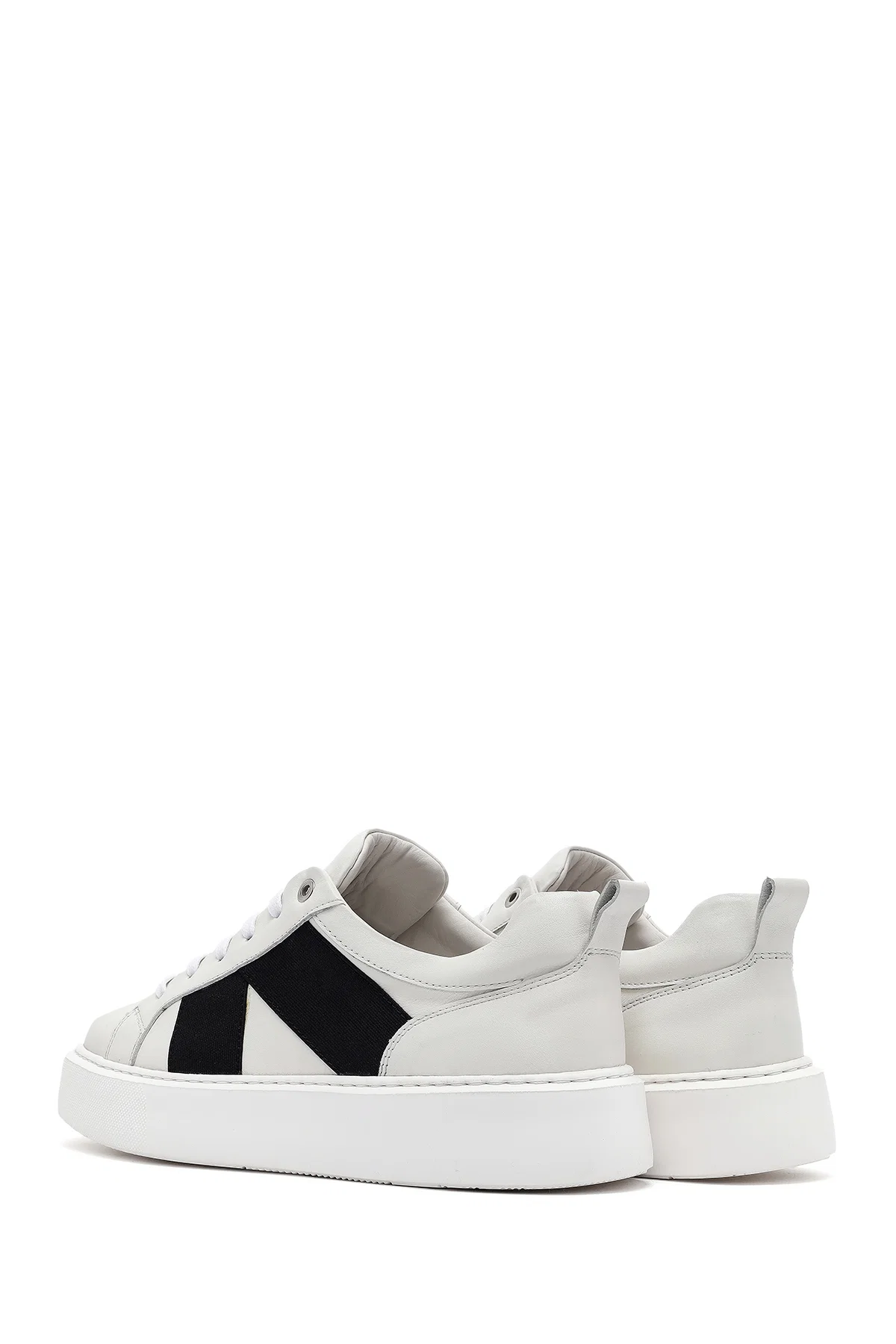 Erkek Beyaz Bağcıklı Kalın Tabanlı Deri Sneaker - Image 5