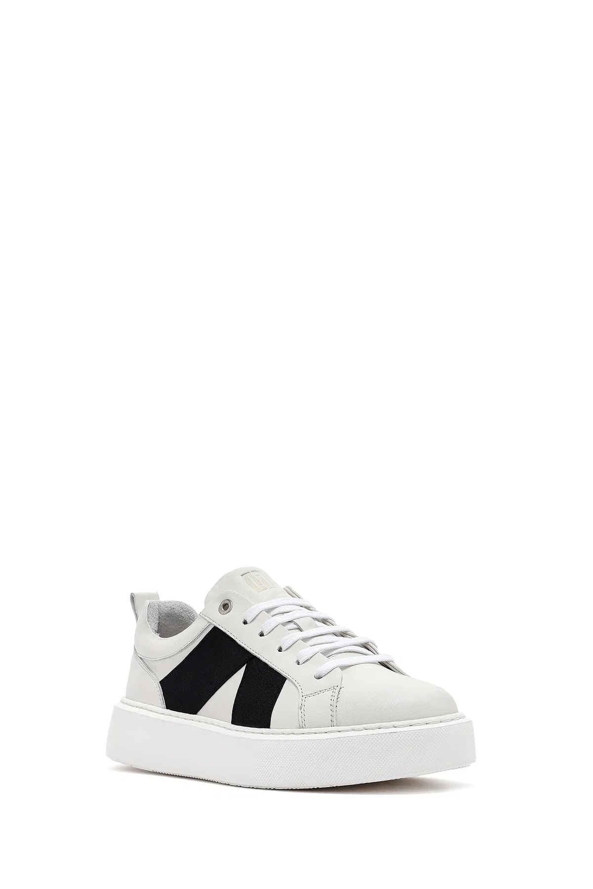 Erkek Beyaz Bağcıklı Kalın Tabanlı Deri Sneaker - Image 6