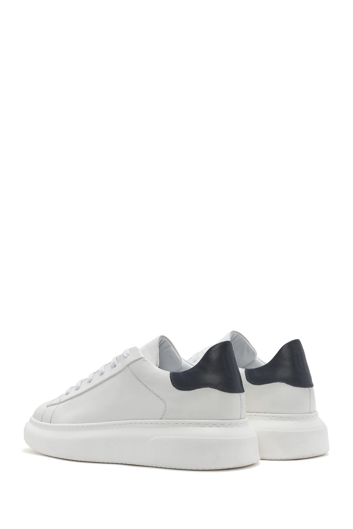Erkek Beyaz Bağcıklı Kalın Tabanlı Deri Sneaker - Image 5