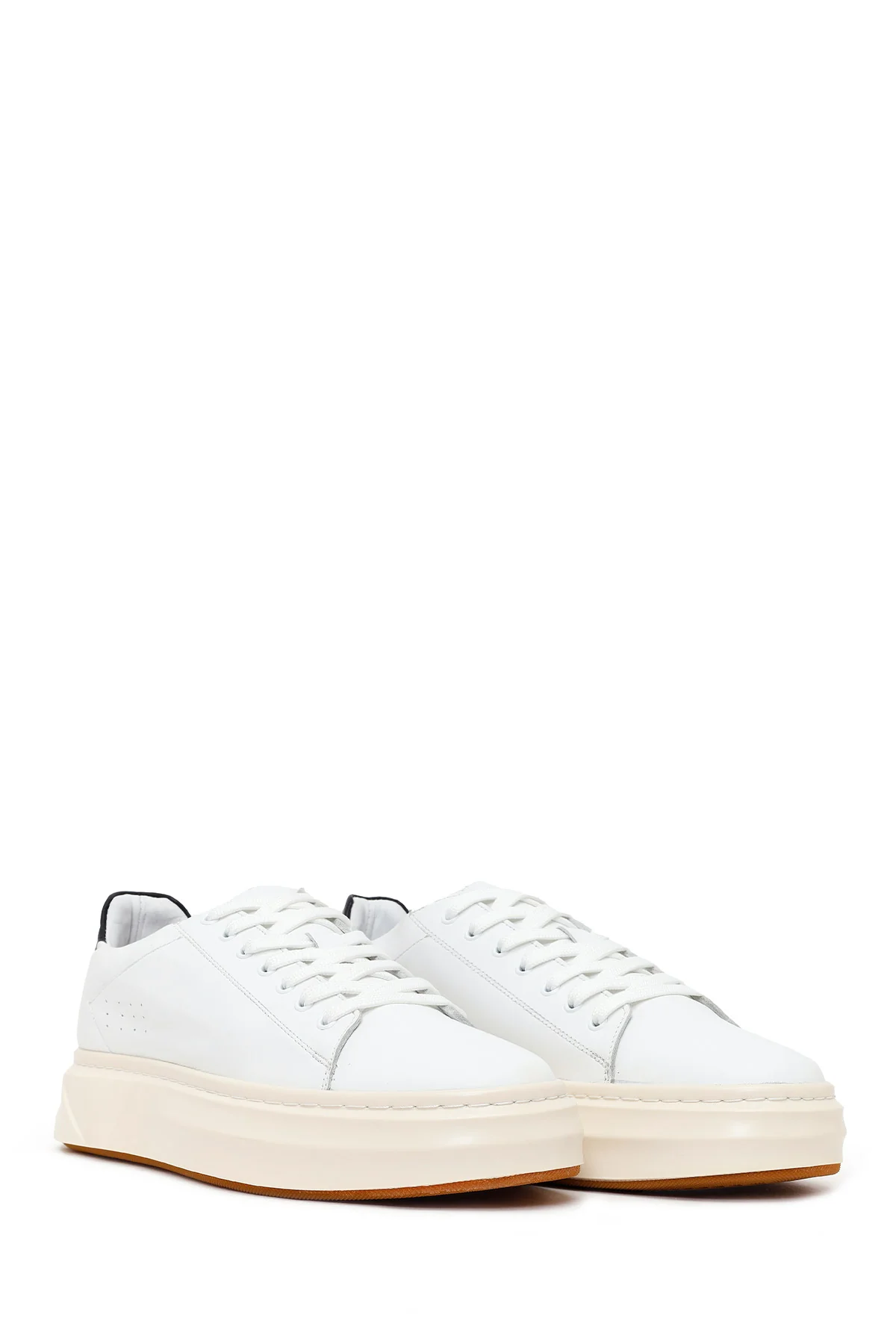 Erkek Beyaz Bağcıklı Kalın Tabanlı Deri Sneaker - Image 2