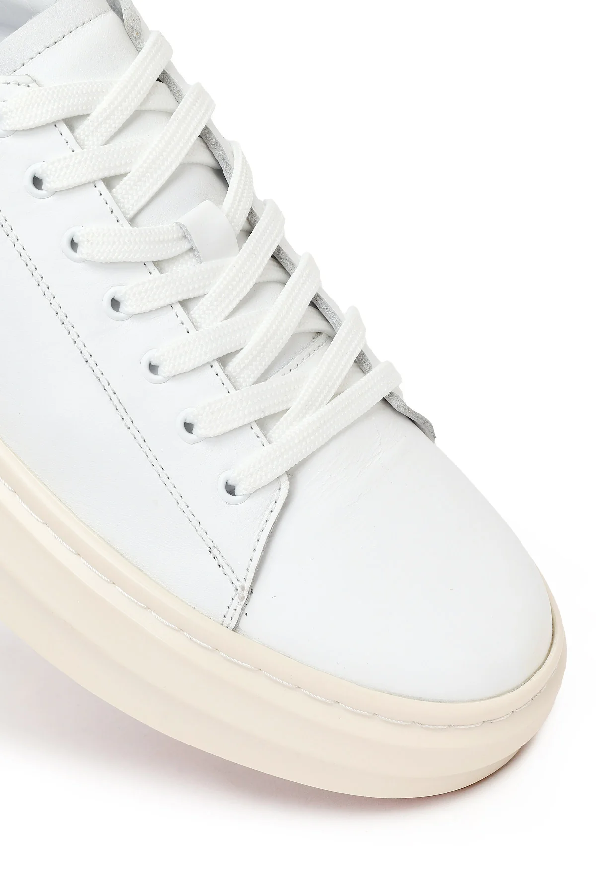 Erkek Beyaz Bağcıklı Kalın Tabanlı Deri Sneaker - Image 9