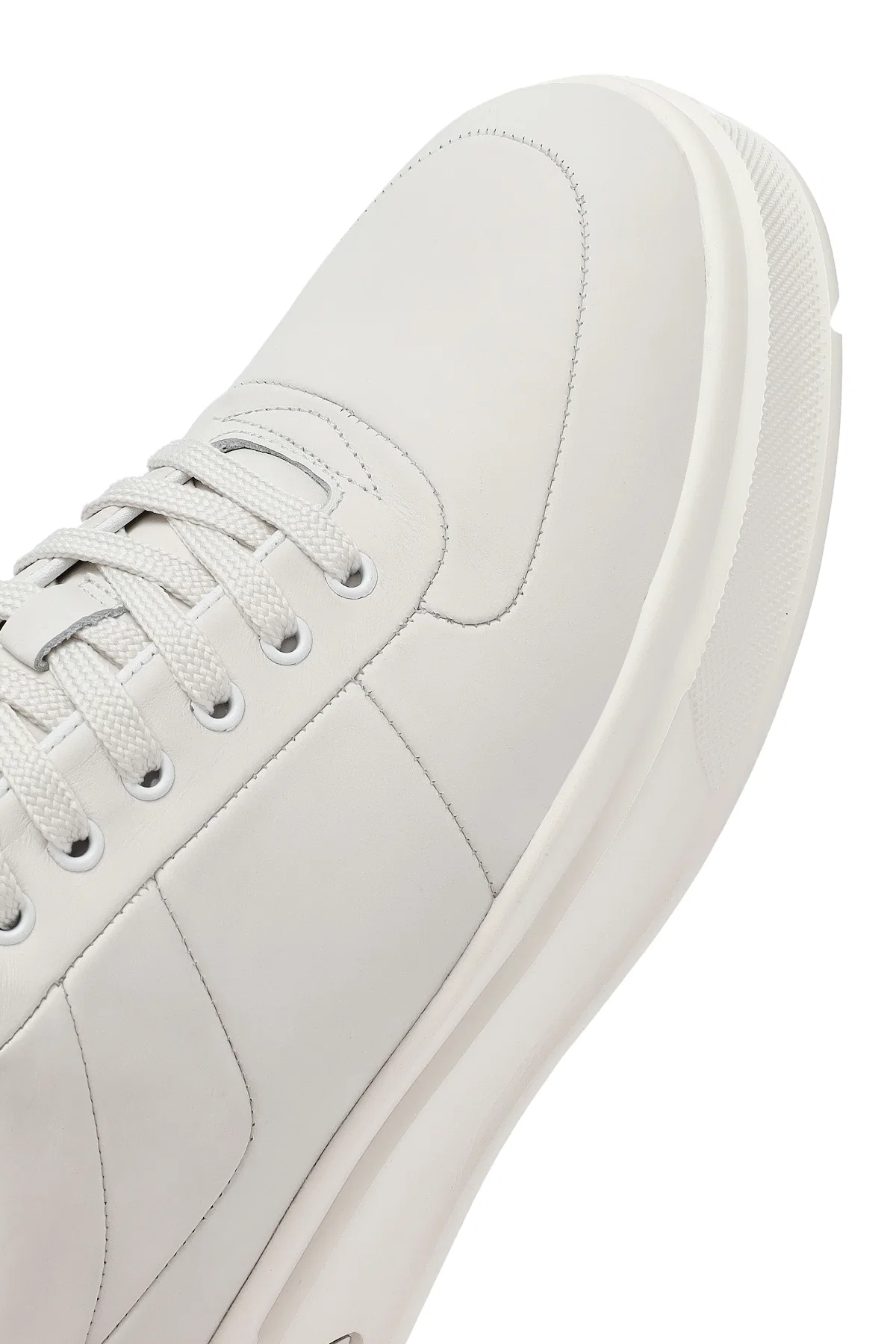 Erkek Beyaz Bağcıklı Kalın Tabanlı Deri Sneaker - Image 10