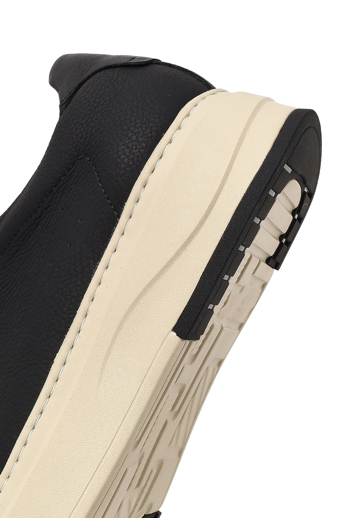Erkek Siyah Bağcıklı Kalın Tabanlı Deri Sneaker - Image 8