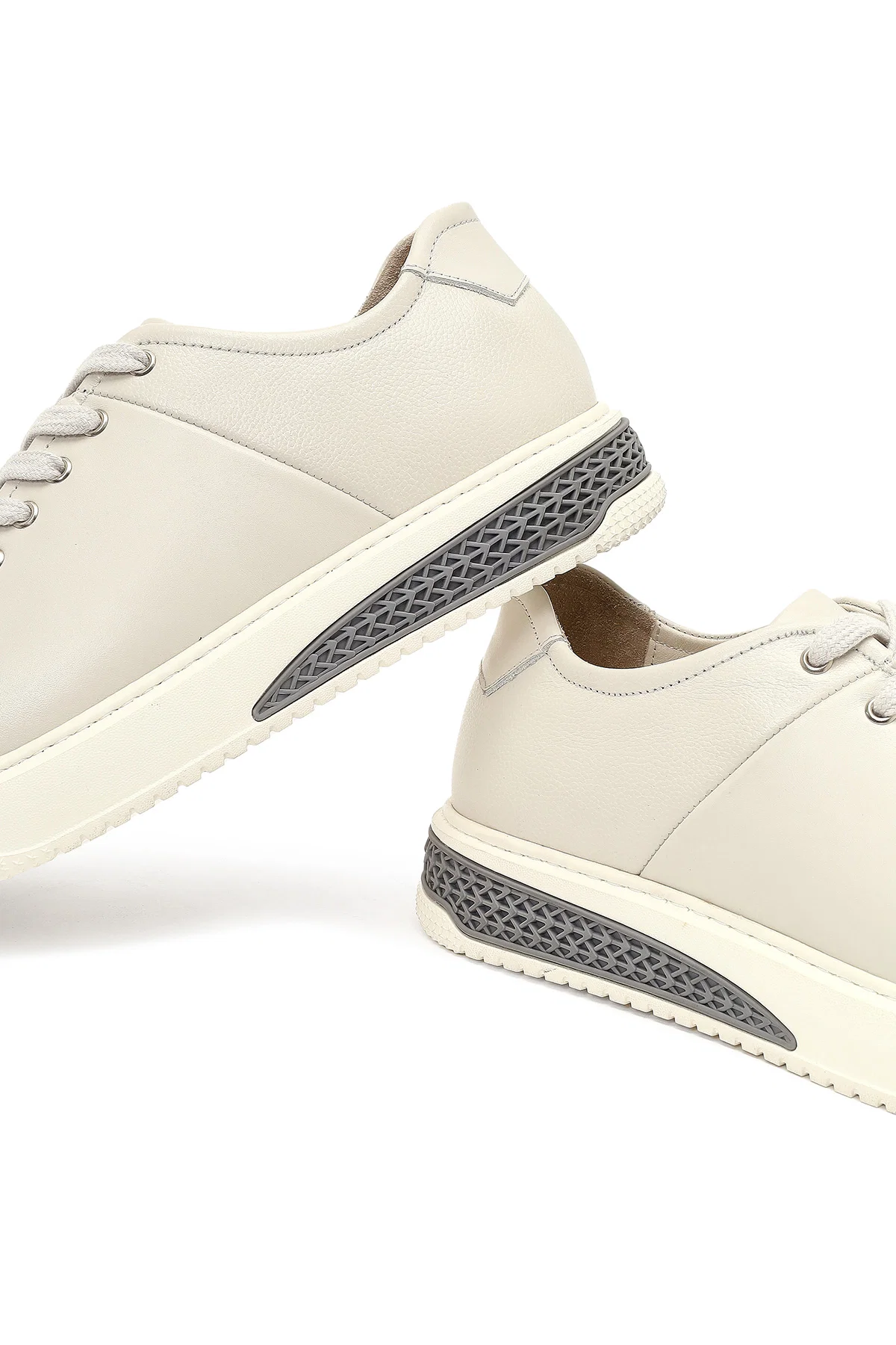 Erkek Beyaz Bağcıklı Kalın Tabanlı Deri Sneaker - Image 10