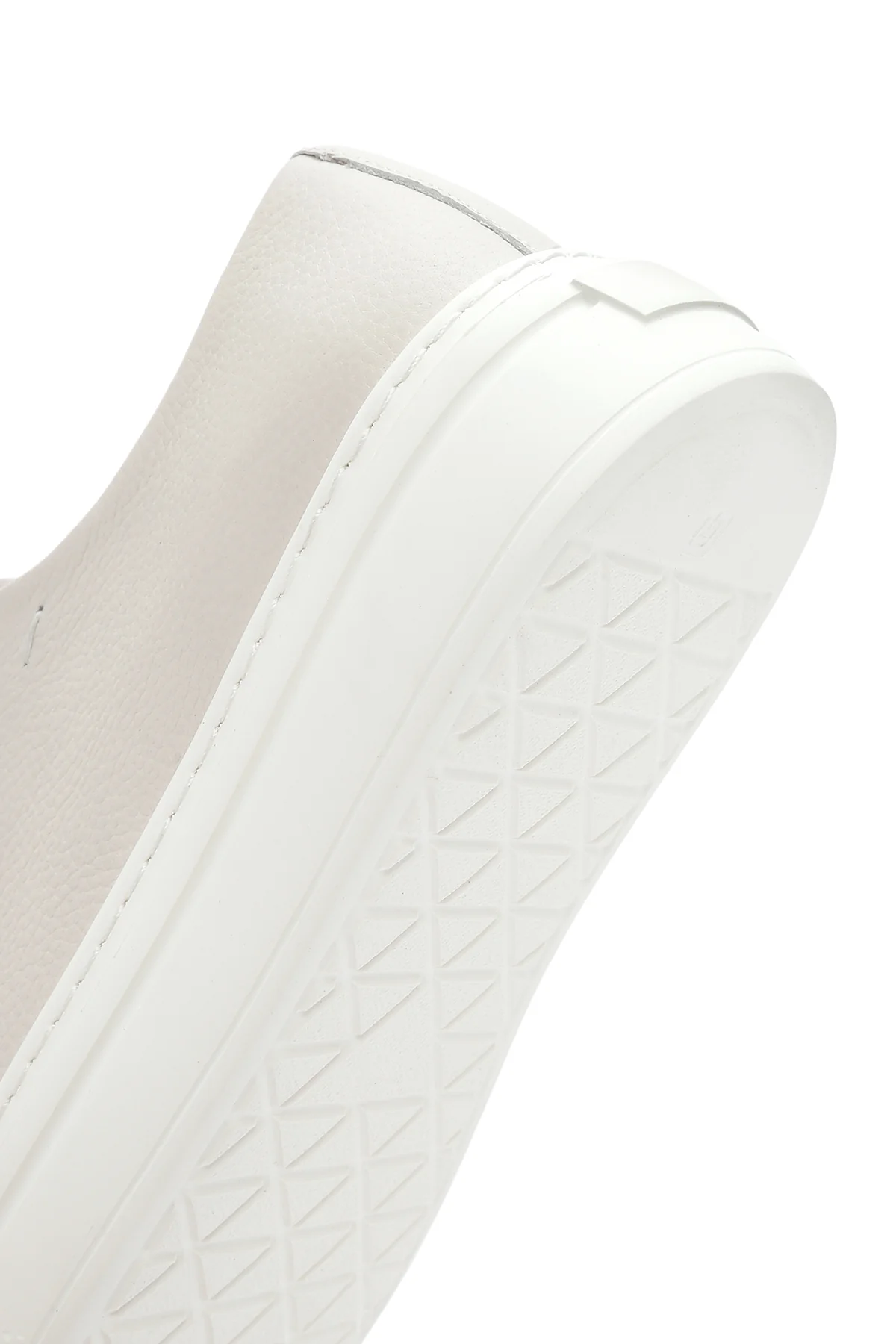 Erkek Beyaz Bağcıklı Kalın Tabanlı Deri Sneaker - Image 8