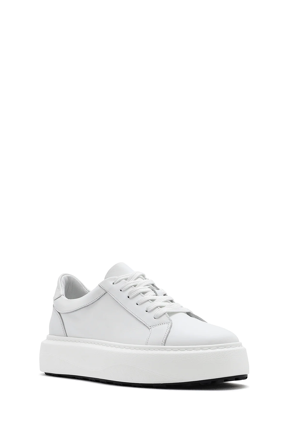 Erkek Beyaz Bağcıklı Kalın Tabanlı Deri Sneaker - Image 7