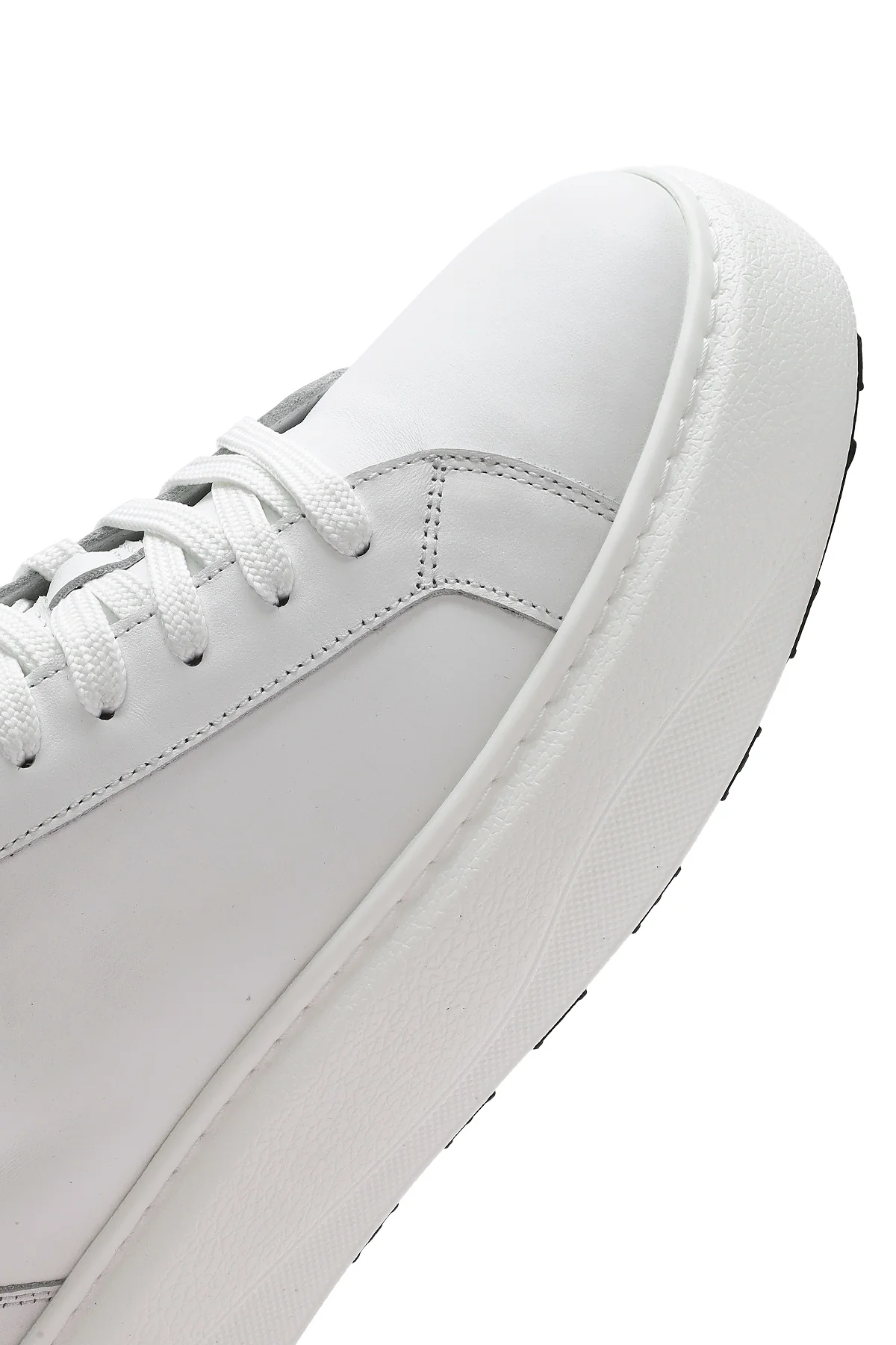 Erkek Beyaz Bağcıklı Kalın Tabanlı Deri Sneaker - Image 9