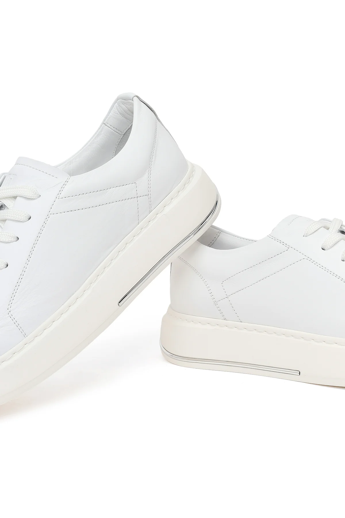 Erkek Beyaz Bağcıklı Kalın Tabanlı Deri Sneaker - Image 10
