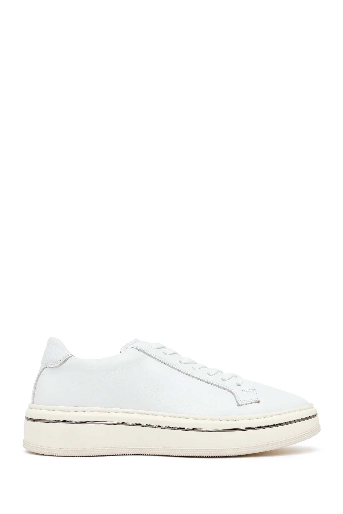 Erkek Beyaz Bağcıklı Kalın Tabanlı Deri Sneaker