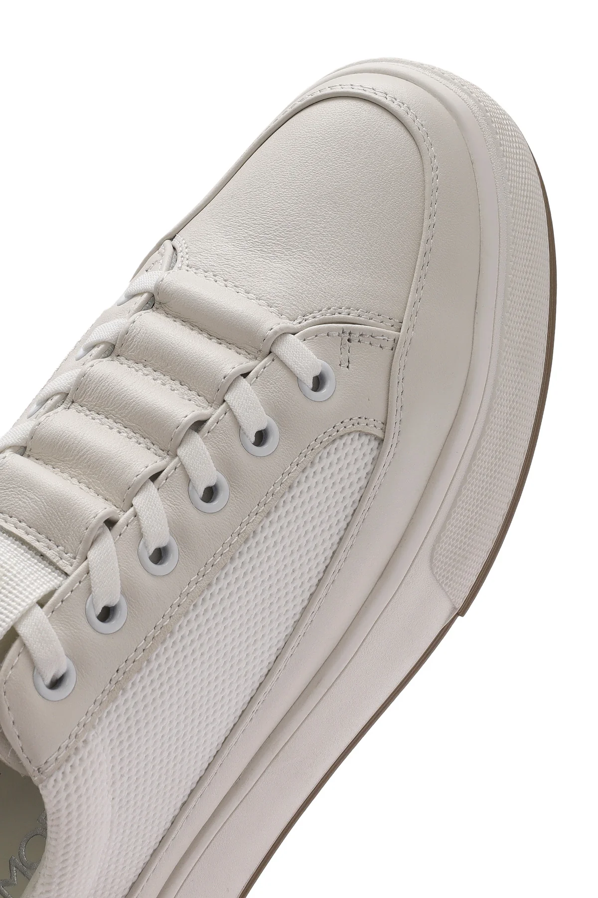 Erkek Beyaz Bağcıklı Kalın Tabanlı Deri Sneaker - Image 9