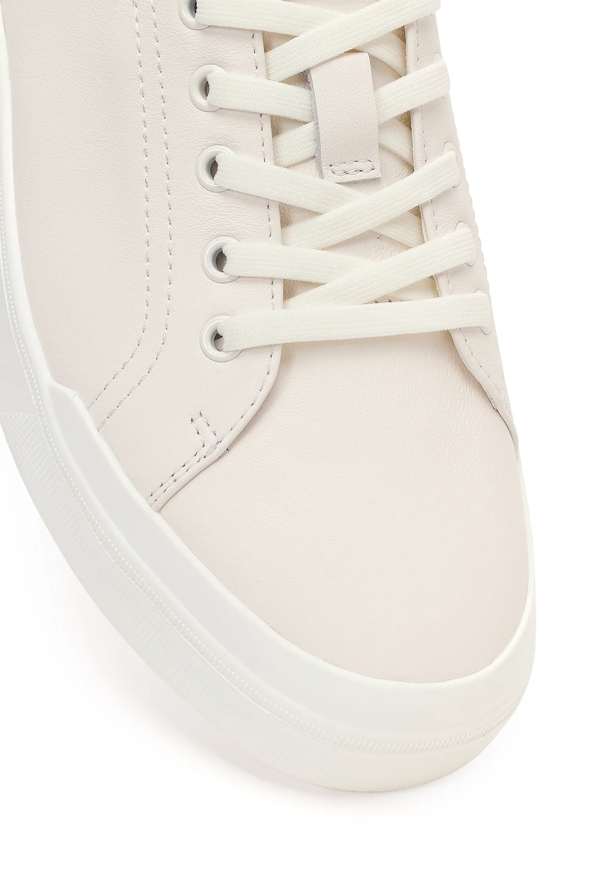 Erkek Beyaz Bağcıklı Kalın Tabanlı Deri Sneaker - Image 9