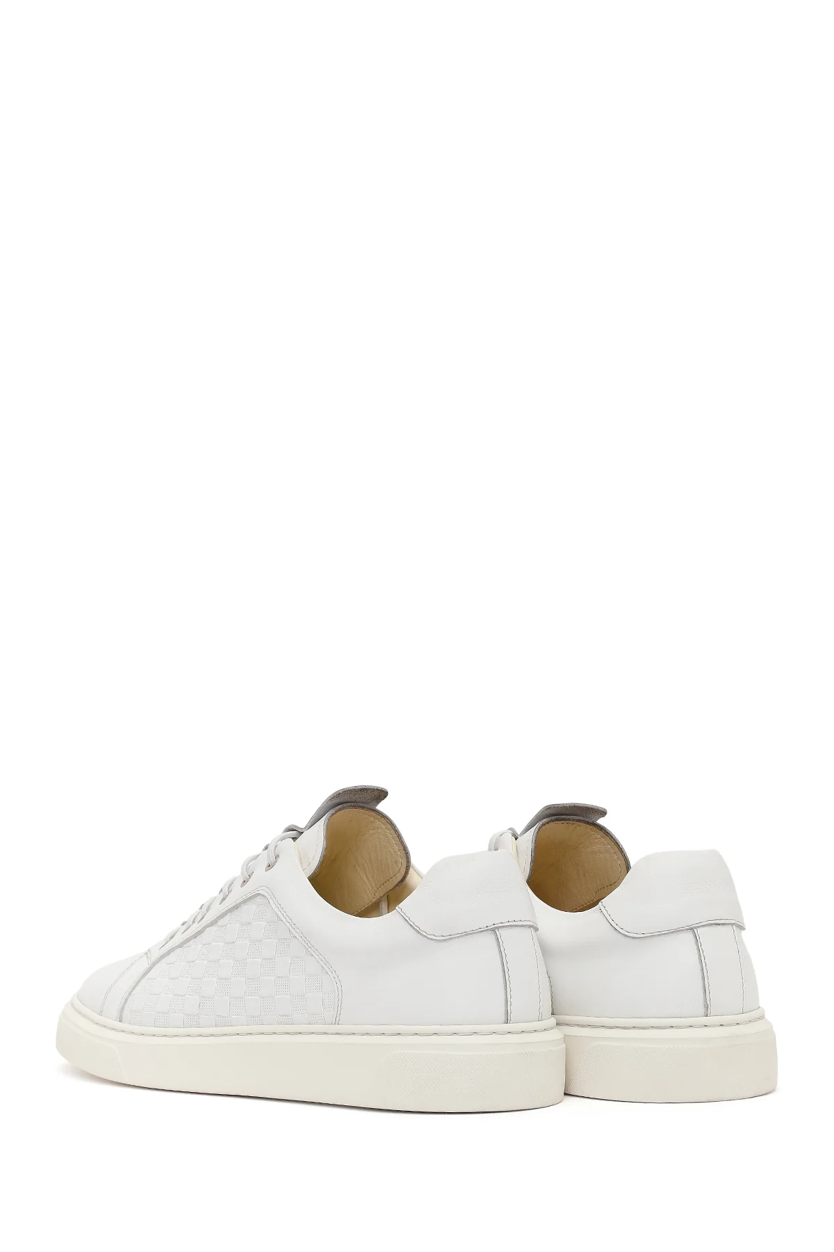 Erkek Beyaz Bağcıklı Kalın Tabanlı Desenli Deri Sneaker - Image 6