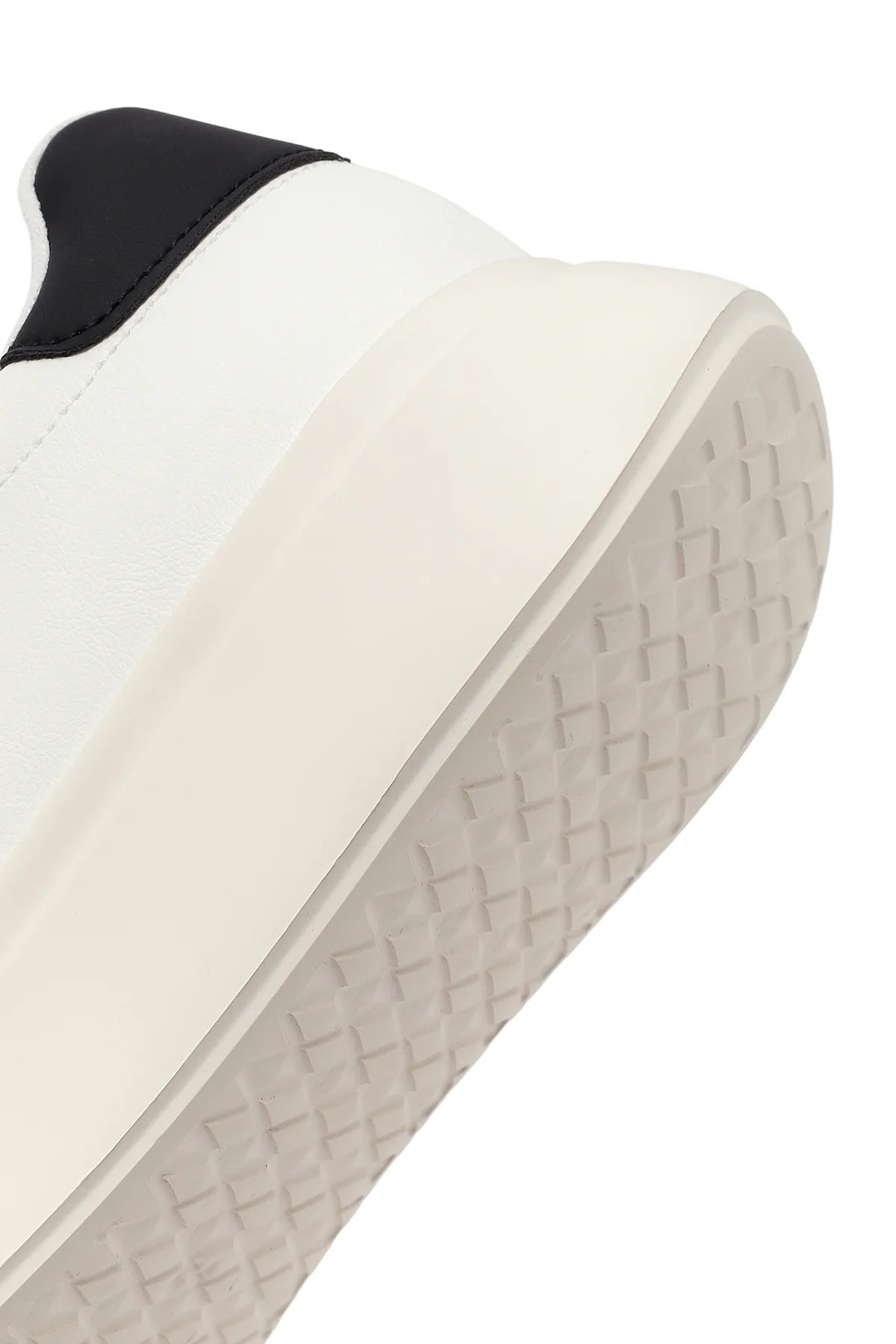 Erkek Beyaz Bağcıklı Kalın Tabanlı Sneaker - Image 8