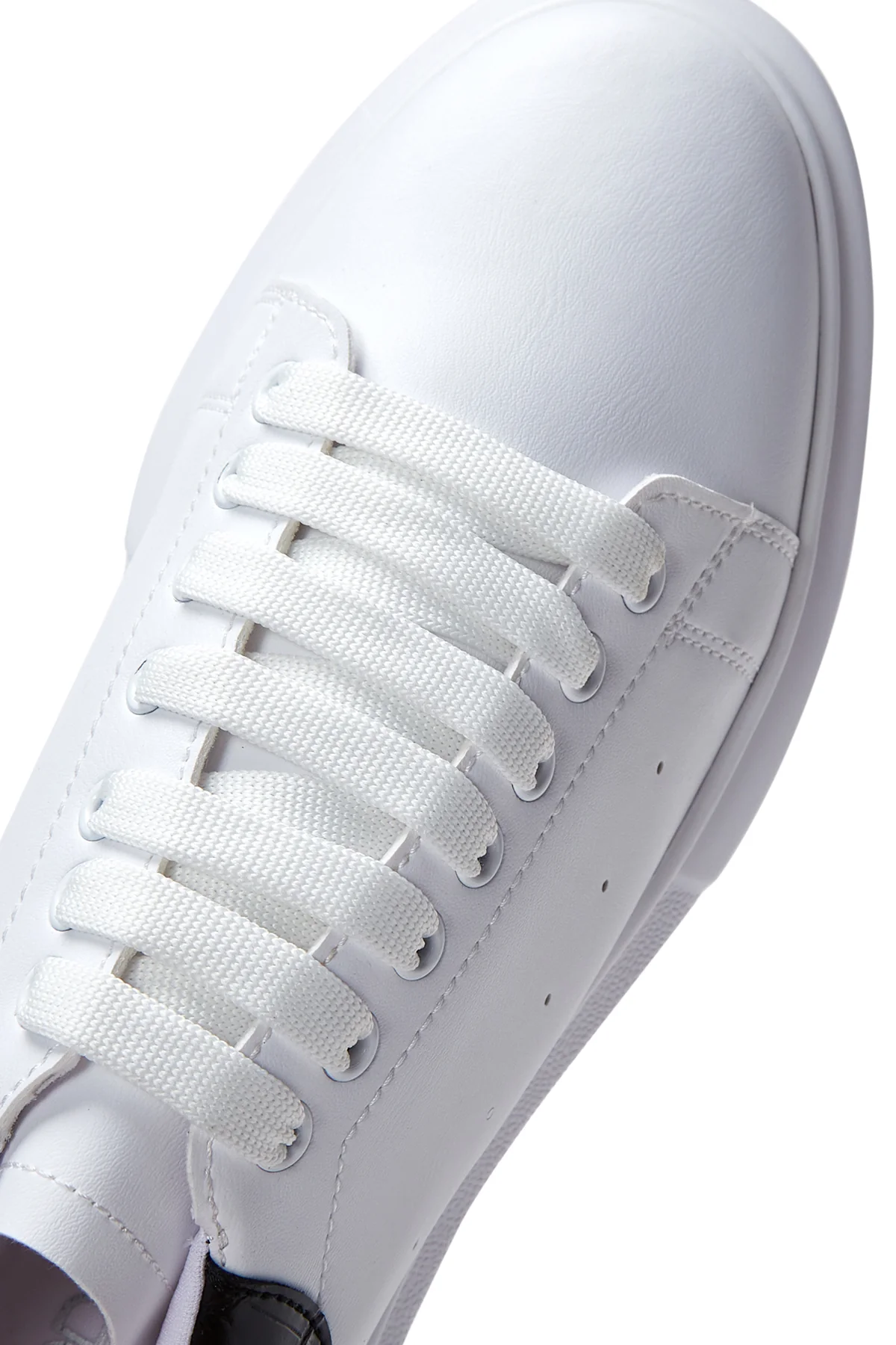 Erkek Beyaz Kalın Tabanlı Sneaker - Image 7