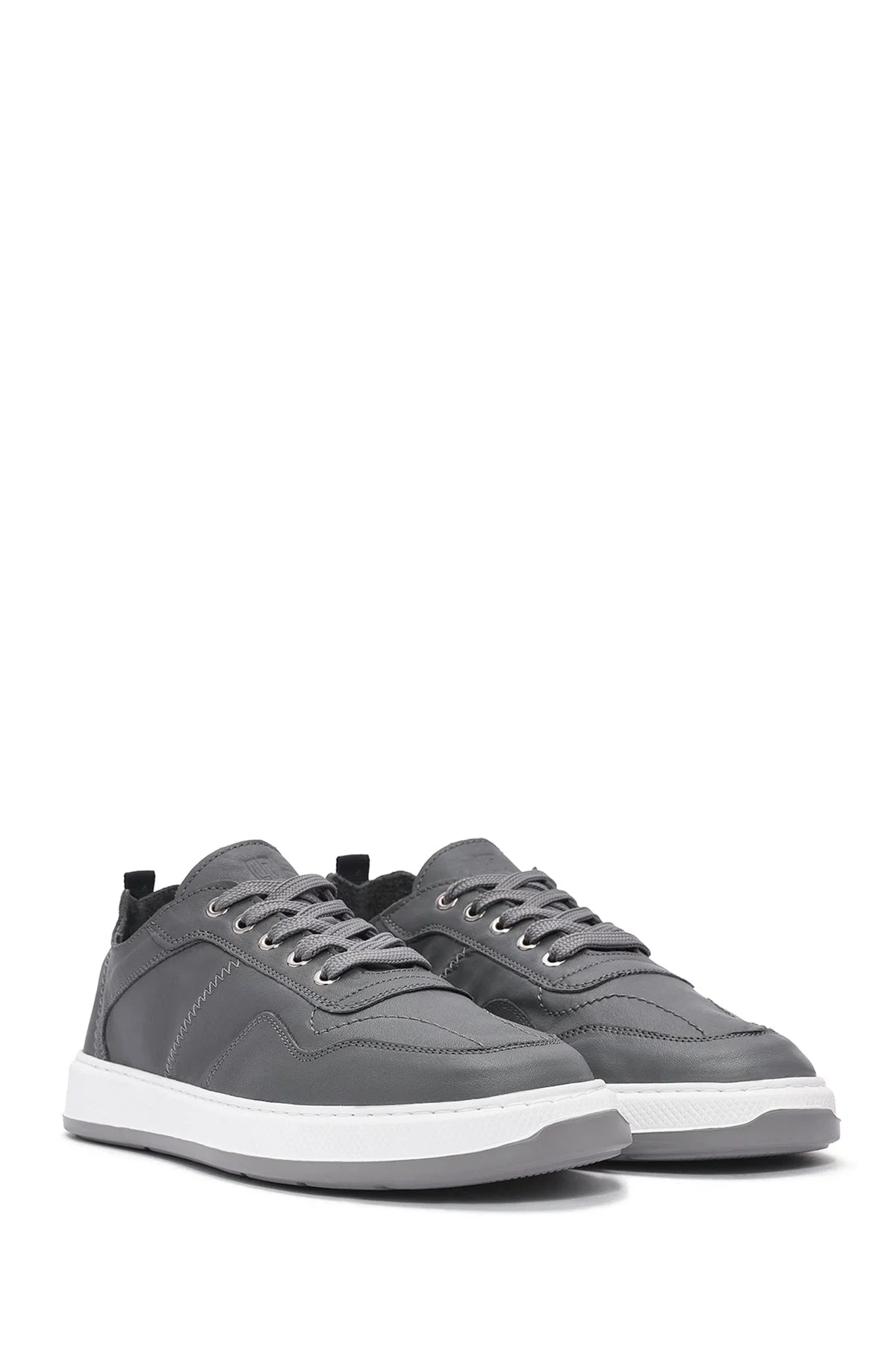 Erkek Gri Bağcıklı Deri Sneaker - Image 3