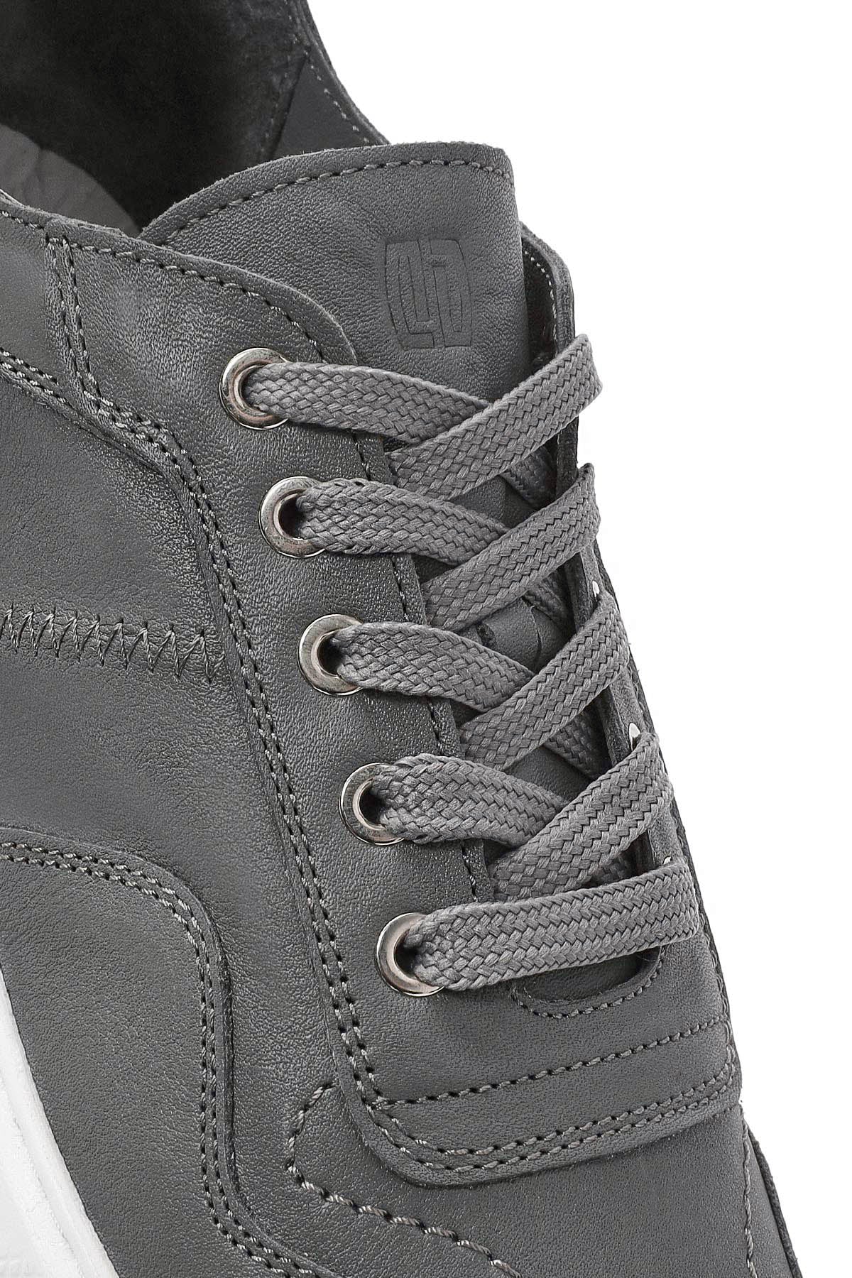 Erkek Gri Bağcıklı Deri Sneaker - Image 9