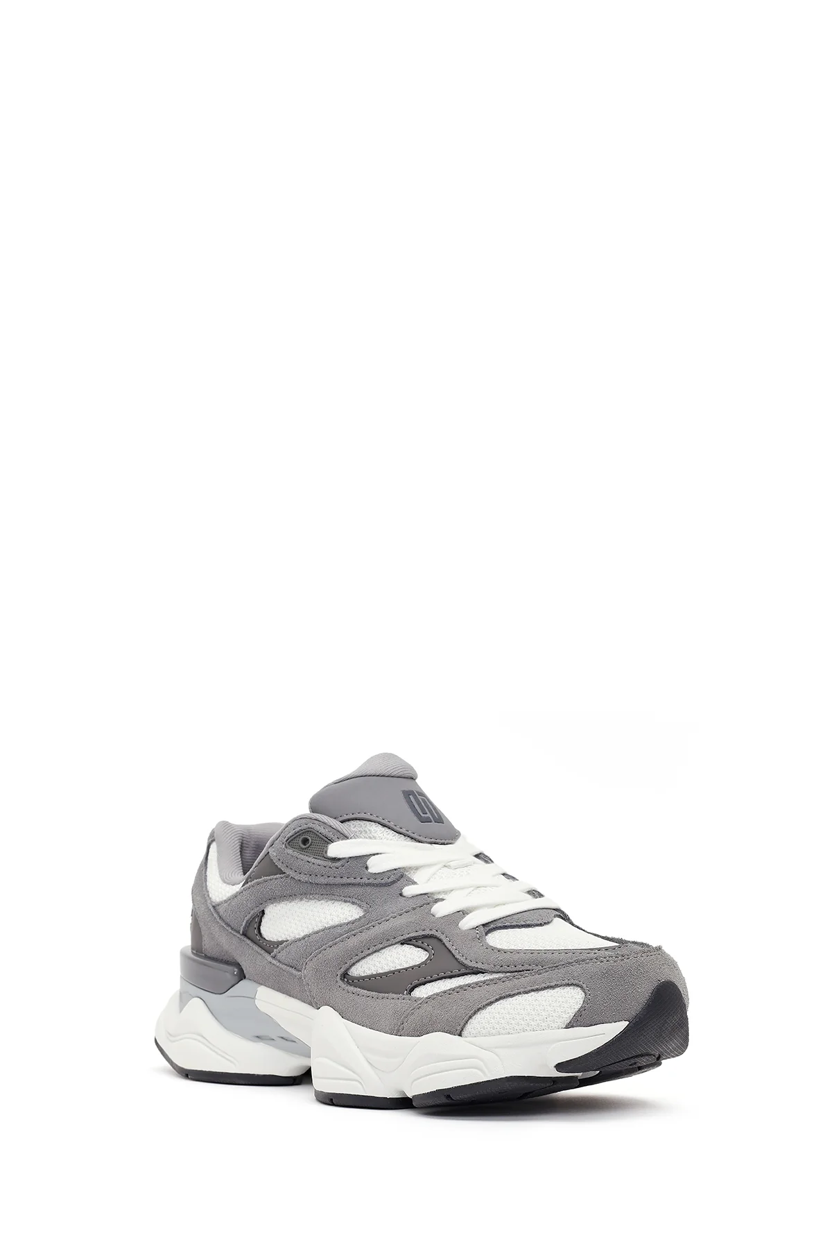 Erkek Gri Bağcıklı Kalın Tabanlı Deri Sneaker - Image 7