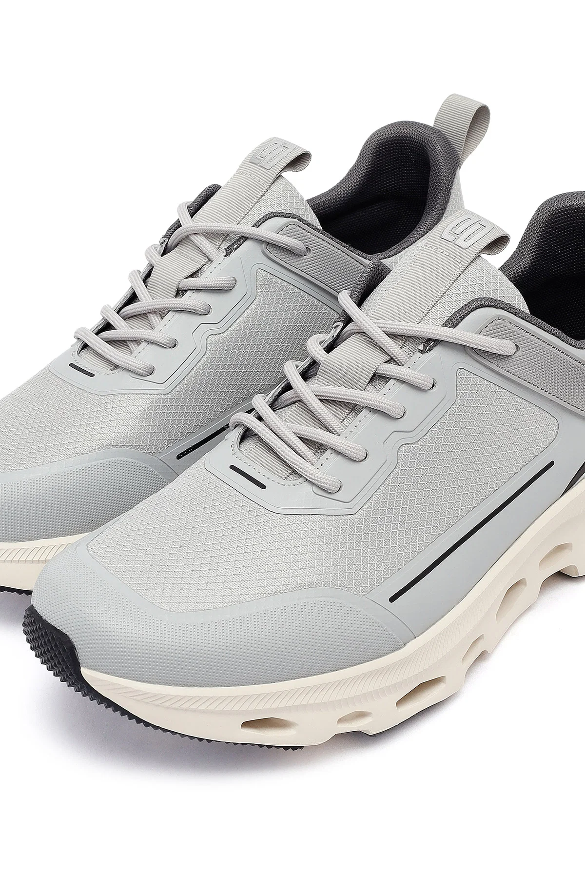 Erkek Gri Bağcıklı Kalın Tabanlı Kumaş Sneaker - Image 10