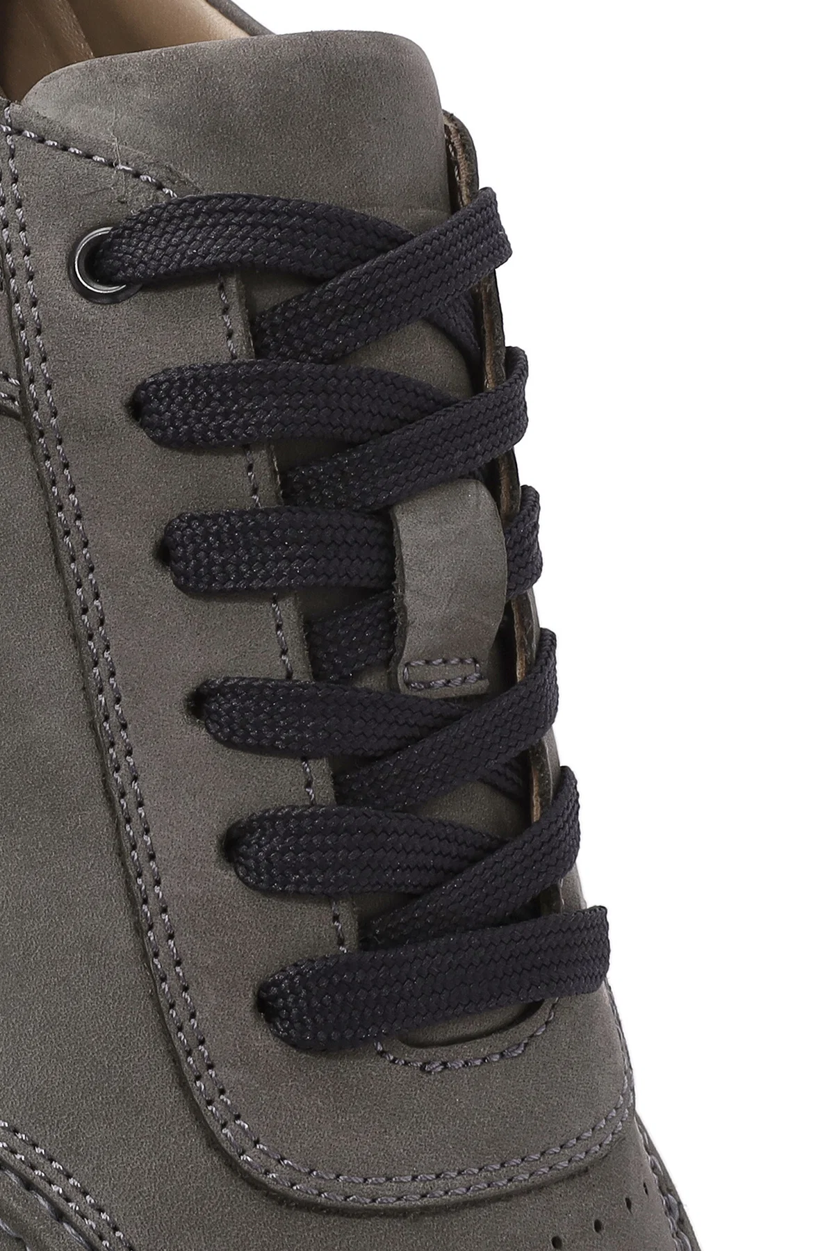 Erkek Gri Bağcıklı Kalın Tabanlı Nubuk Deri Sneaker - Image 9
