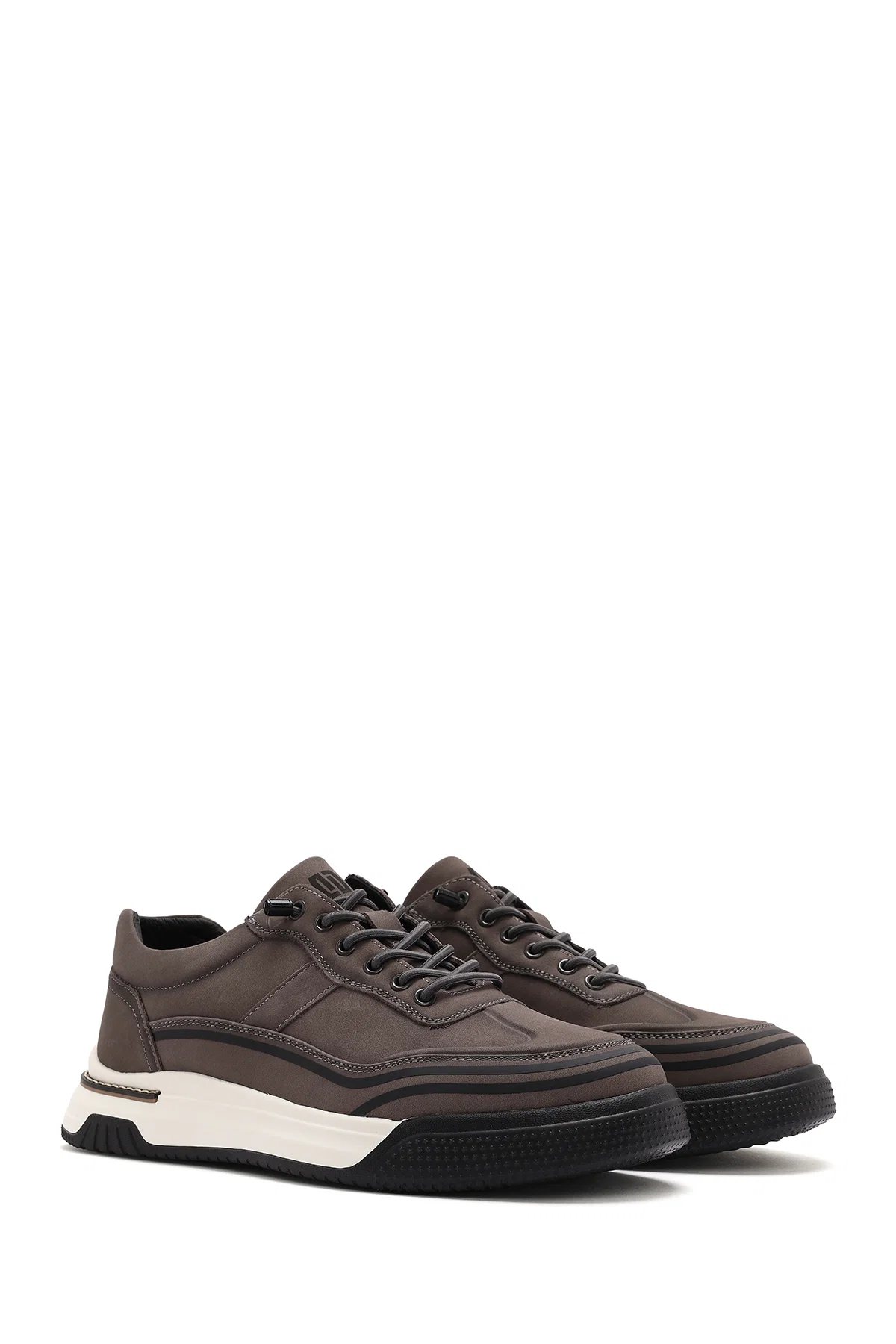 Erkek Gri Bağcıklı Kalın Tabanlı Nubuk Deri Sneaker - Image 3