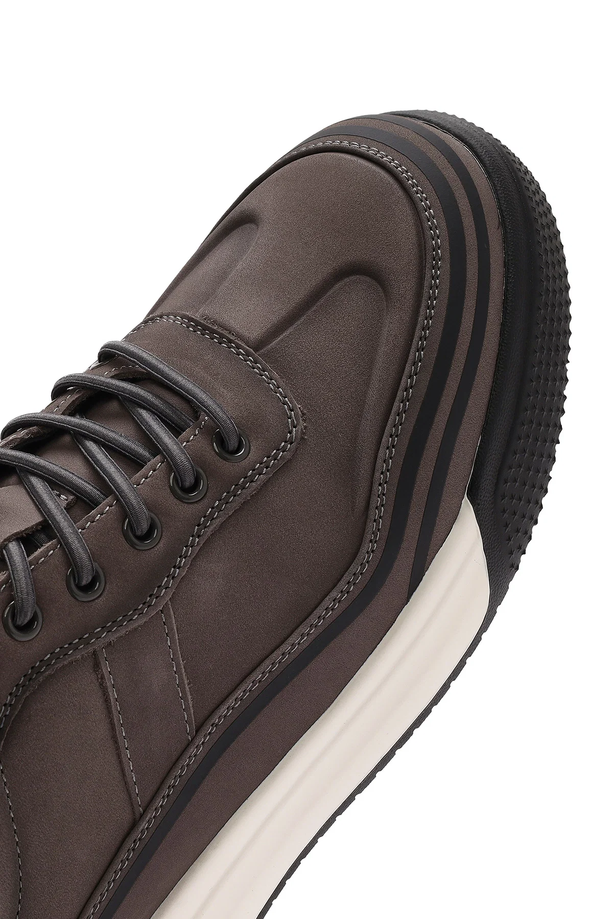Erkek Gri Bağcıklı Kalın Tabanlı Nubuk Deri Sneaker - Image 9
