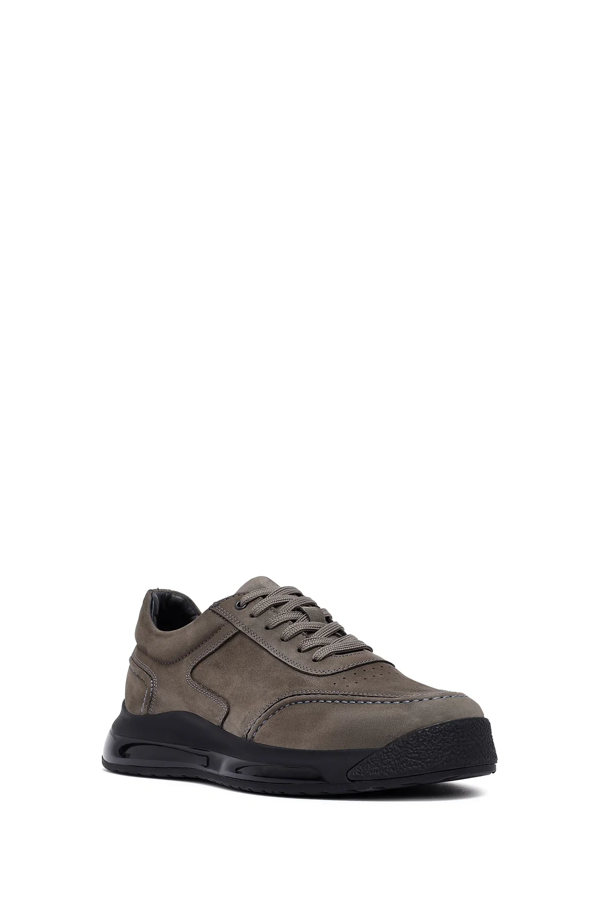 Erkek Gri Bağcıklı Kalın Tabanlı Nubuk Deri Sneaker - Image 6
