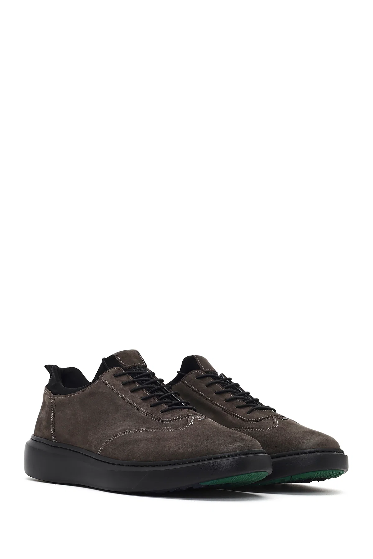Erkek Gri Bağcıklı Kalın Tabanlı Nubuk Deri Sneaker - Image 3