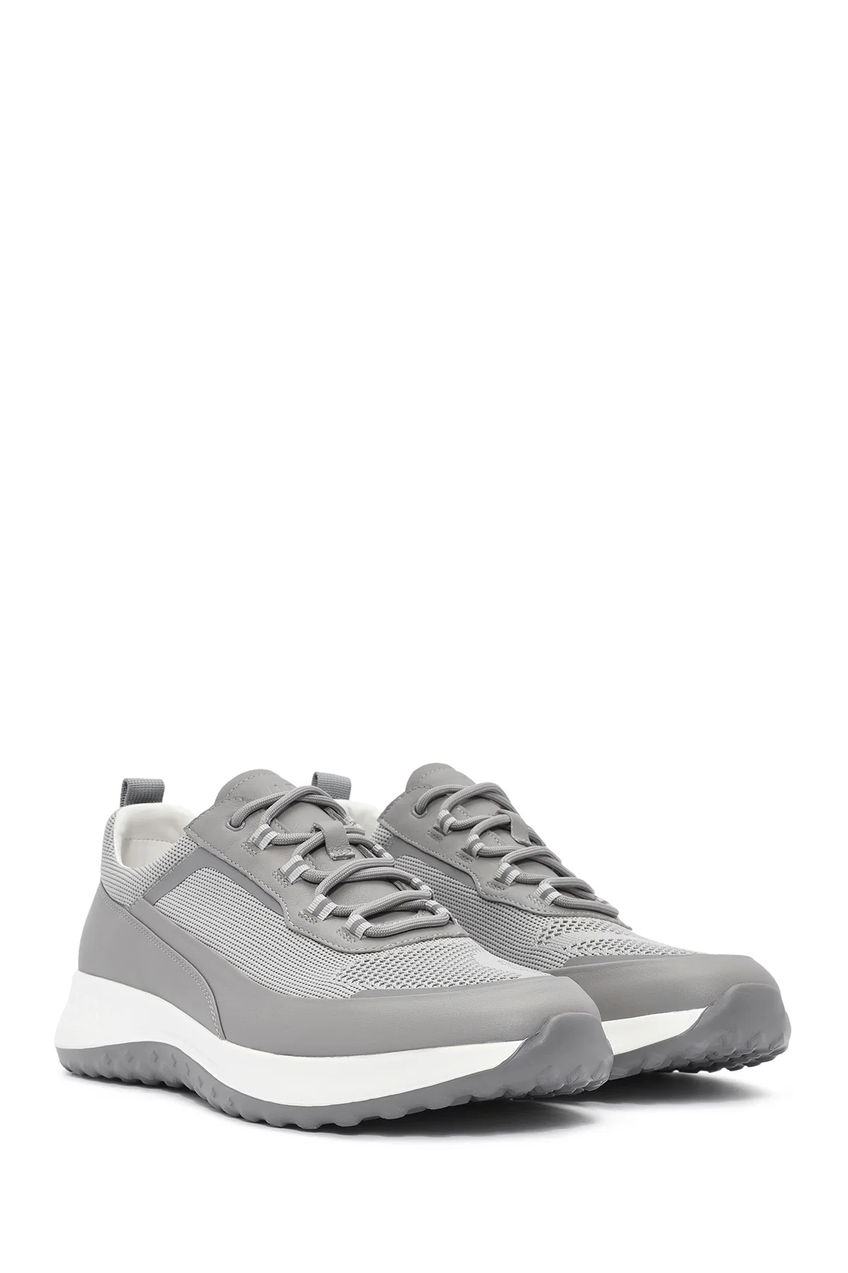 Erkek Gri Bağcıklı Kalın Tabanlı Sneaker - Image 3