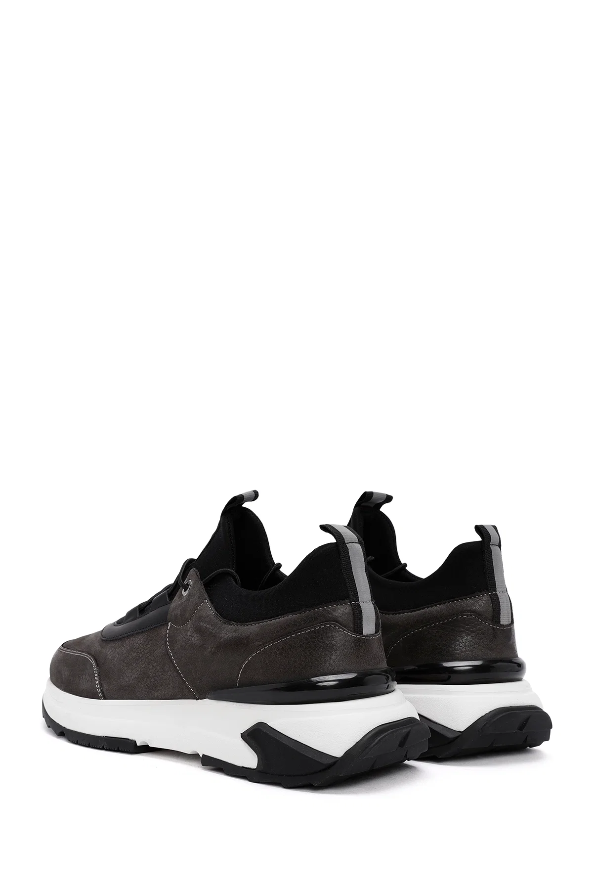 Erkek Gri Bağcıklı Nubuk Deri Casual Sneaker - Image 5