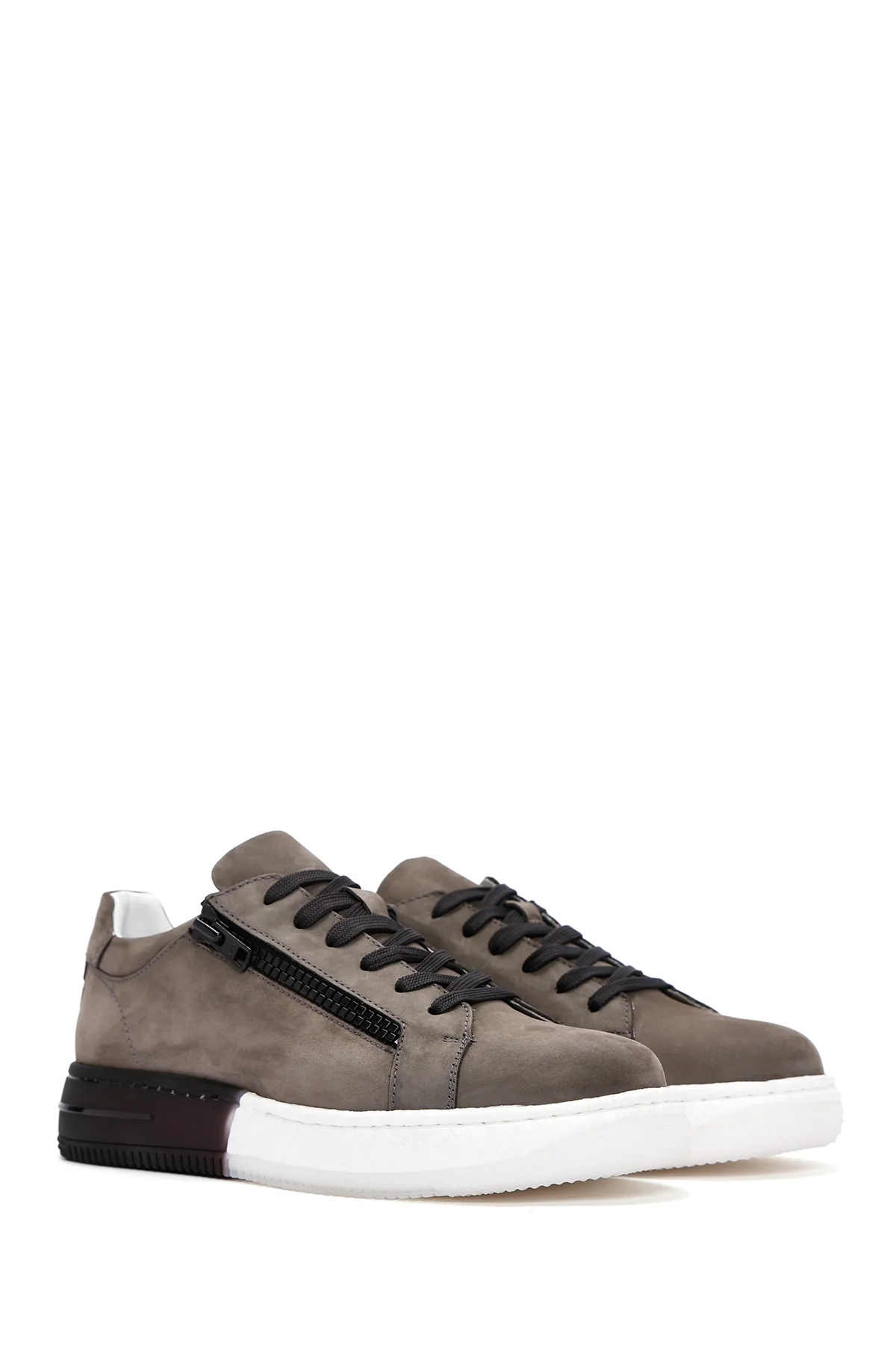 Erkek Gri Bağcıklı Nubuk Deri Sneaker - Image 3