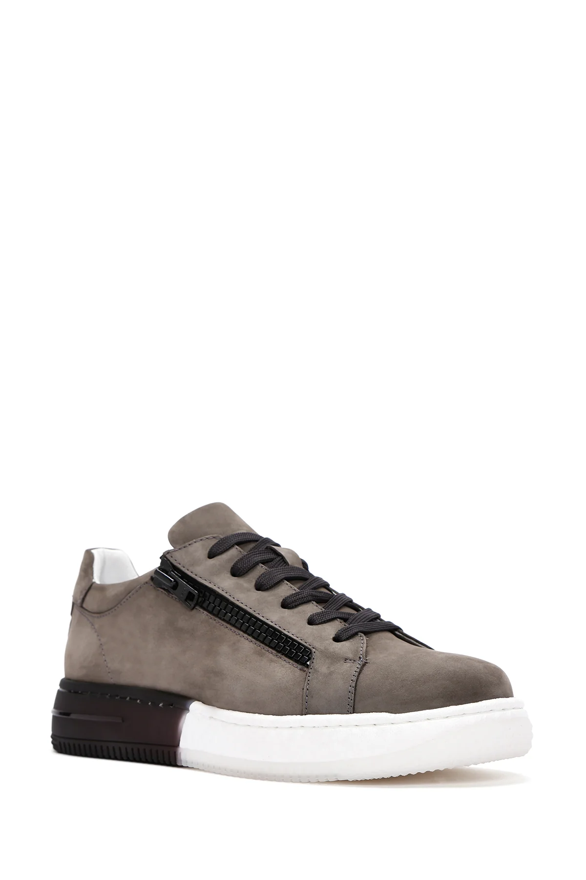 Erkek Gri Bağcıklı Nubuk Deri Sneaker - Image 6