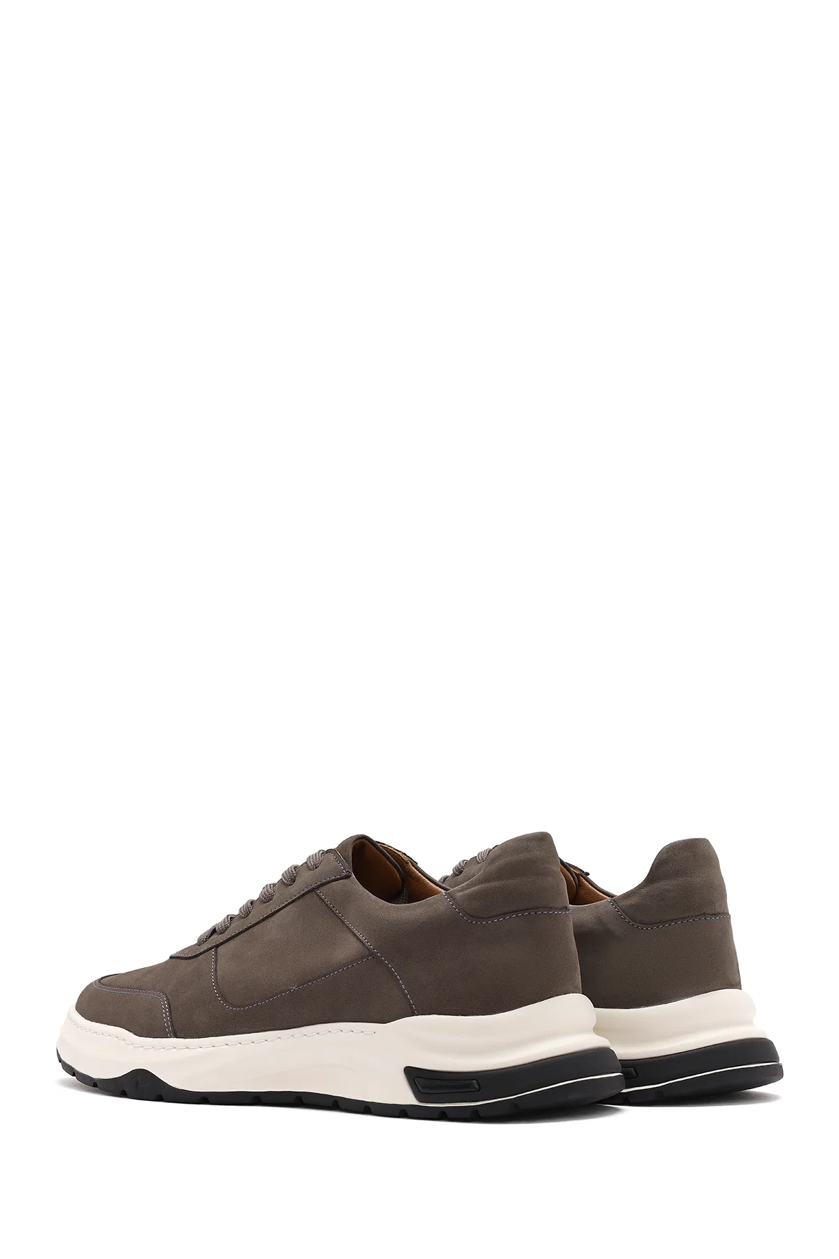 Erkek Gri Bağcıklı Nubuk Deri Sneaker - Image 5