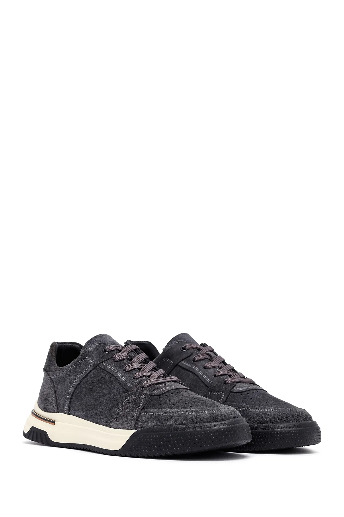 Erkek Gri Bağcıklı Süet Deri Sneaker - Image 3