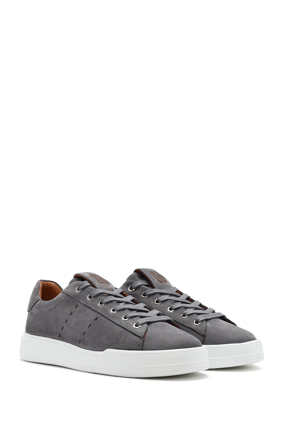 Erkek Gri Bağcıklı Süet Deri Sneaker - Image 3